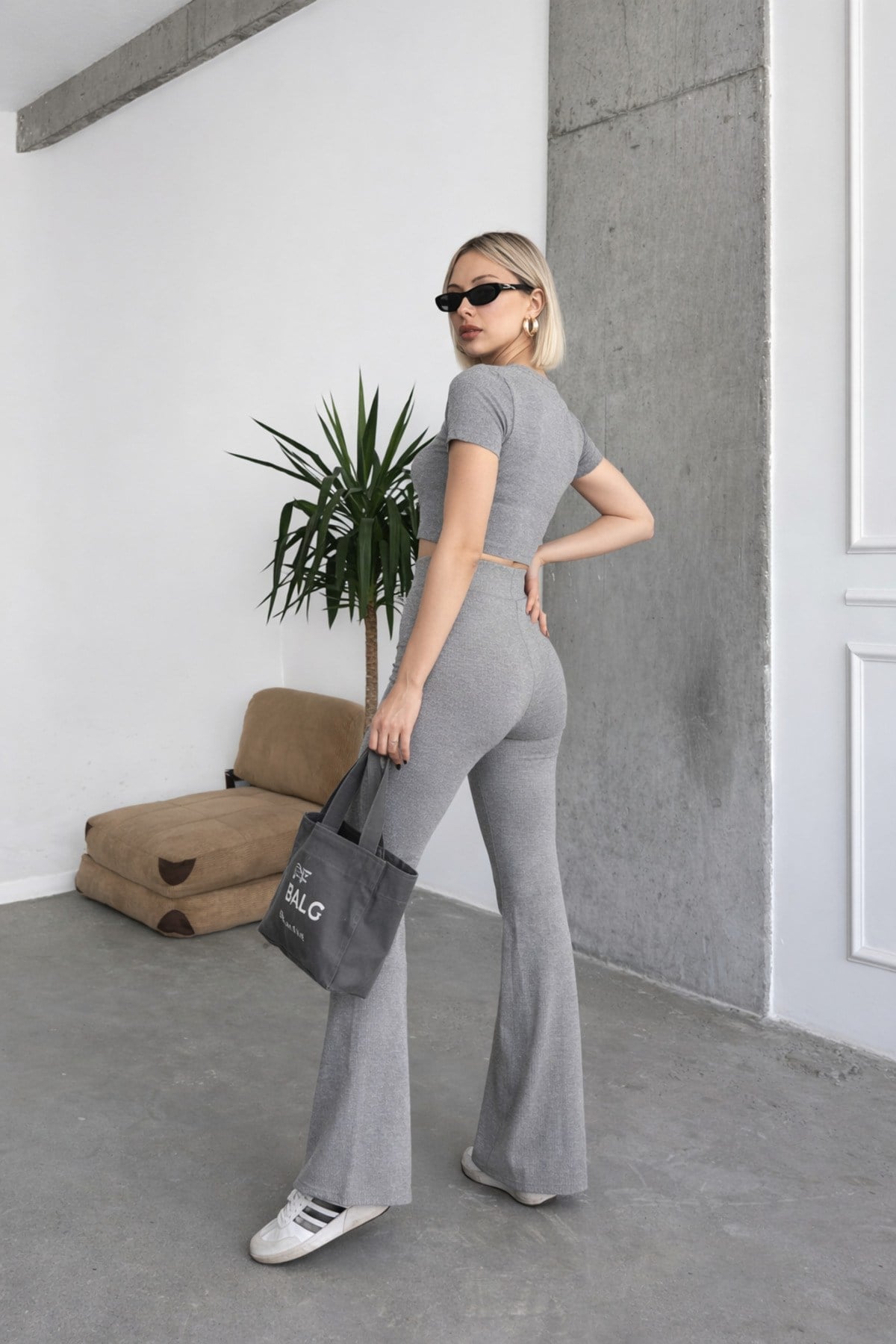 Kadın Crop Bluz Tayt Basic Takım ZYN-58842 - GRİ