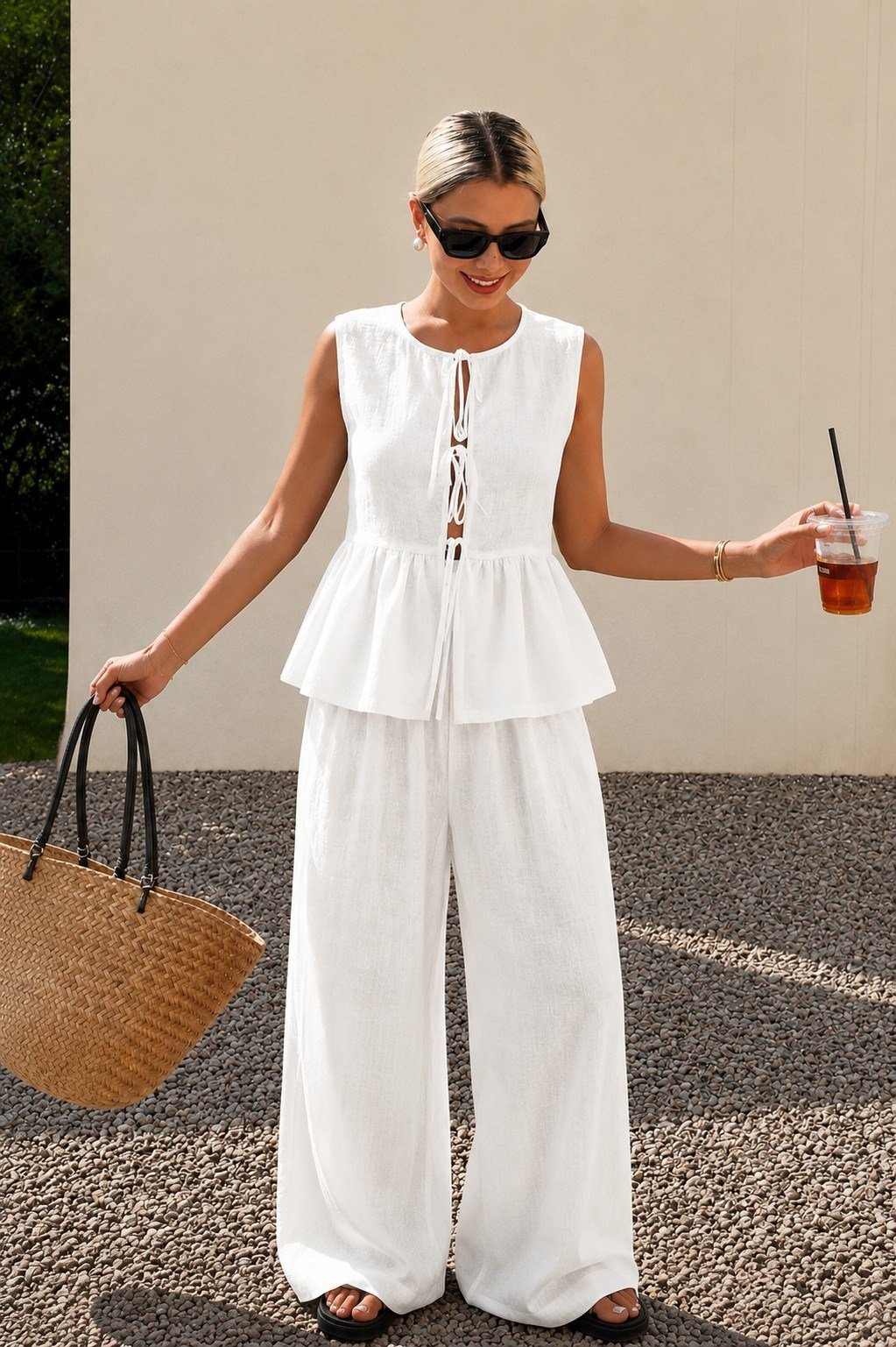Kadın Dökümlü Peplum Bluz ve Pantolon Takımı - Beyaz