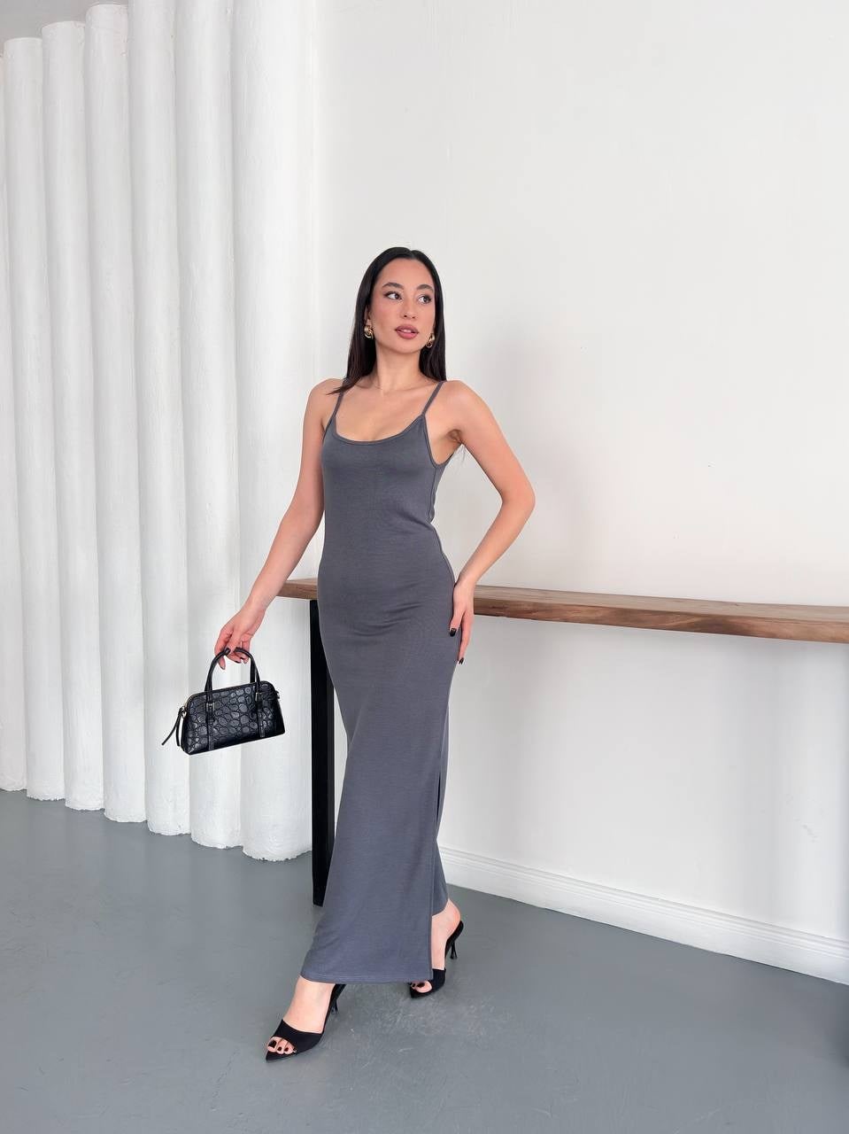 Kadın İp Askılı Yırtmaçlı Basic Maxi Elbise - Gri