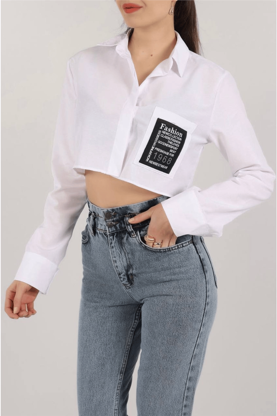 Kadın Patı Gizli Yazı Baskı Detaylı Crop Gömlek Zyn-58430 - BEYAZ · 3