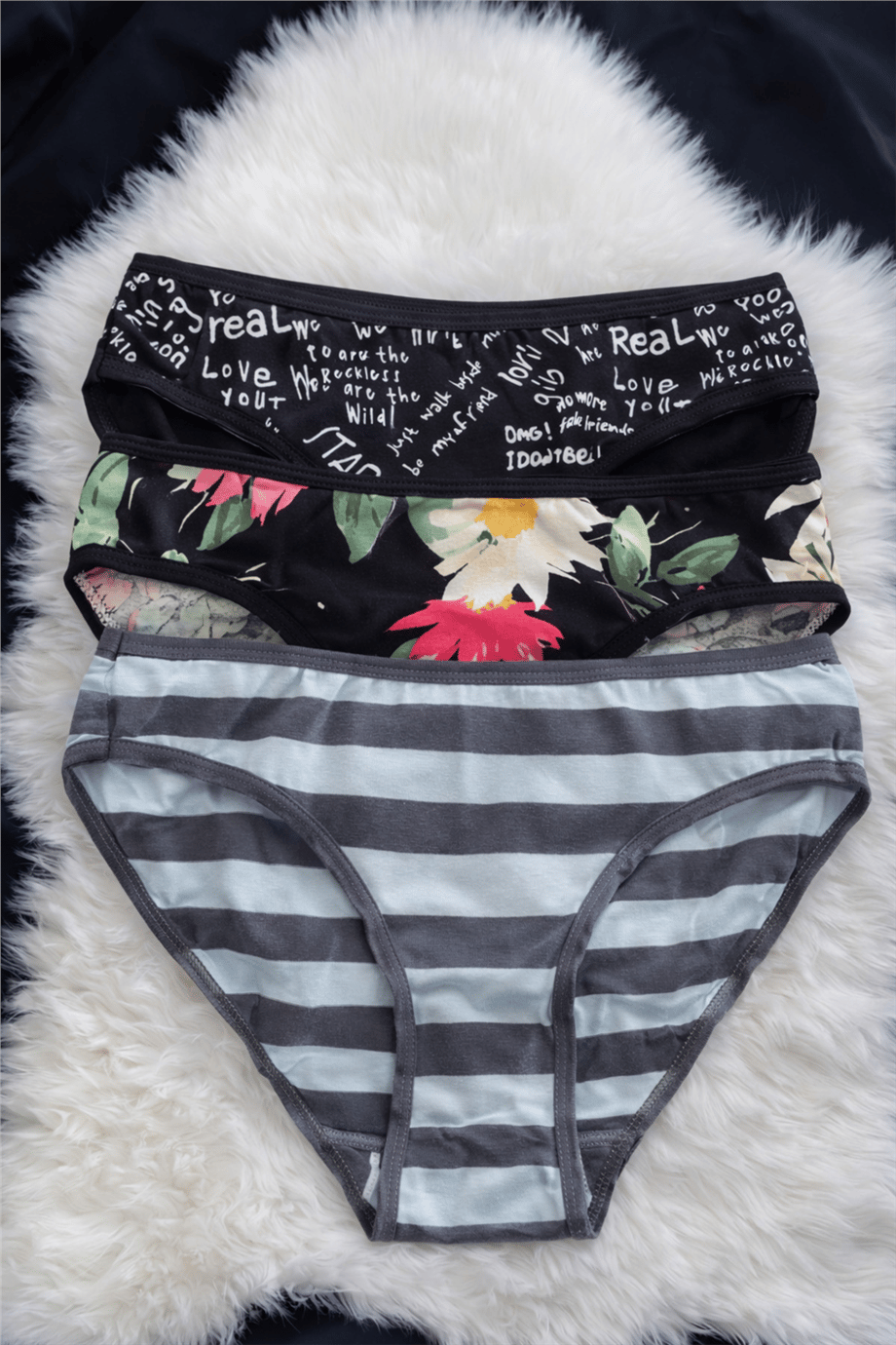 Kadın Soft Dokulu Desenli Bikini Külot 3’lü Set NSA-58056 - Çok Renkli