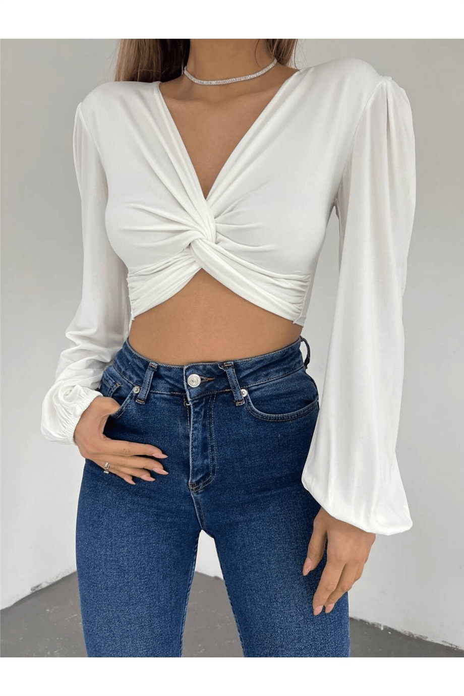 Kadın V Yaka Büzgülü Uzun Kol Crop Bluz Zyn-58396 - BEYAZ · 3
