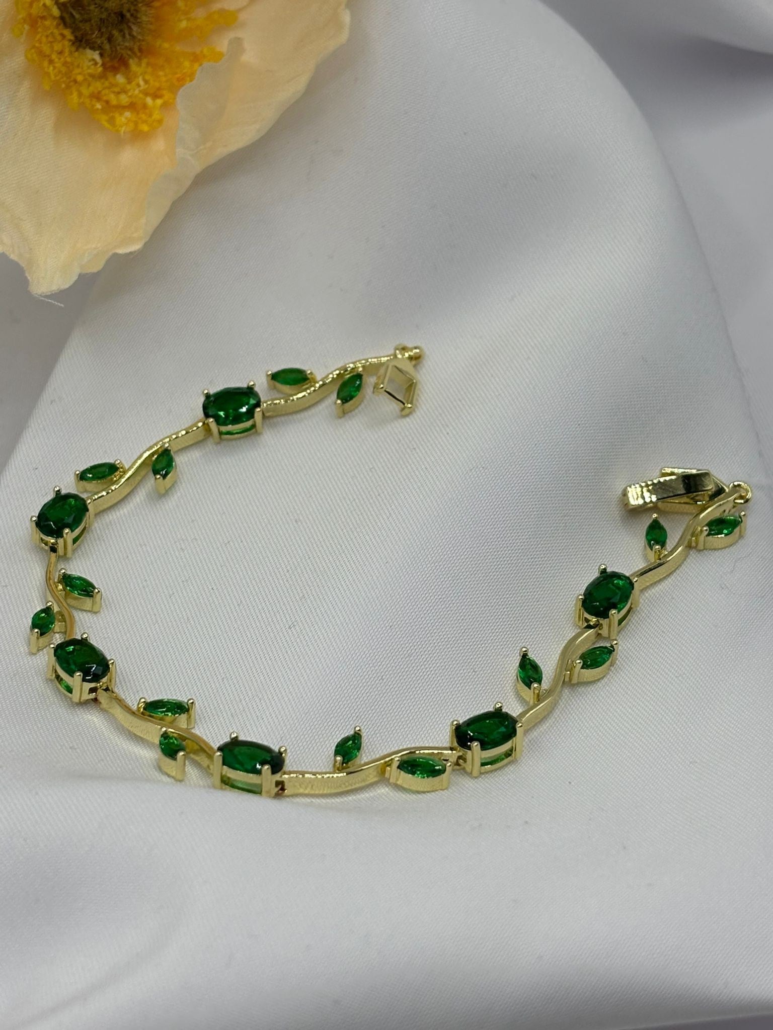 ÇELİK BİLEKLİKBileklik26-SRG-25145Celik Taki AccesoriesÇELİK BİLEKLİK