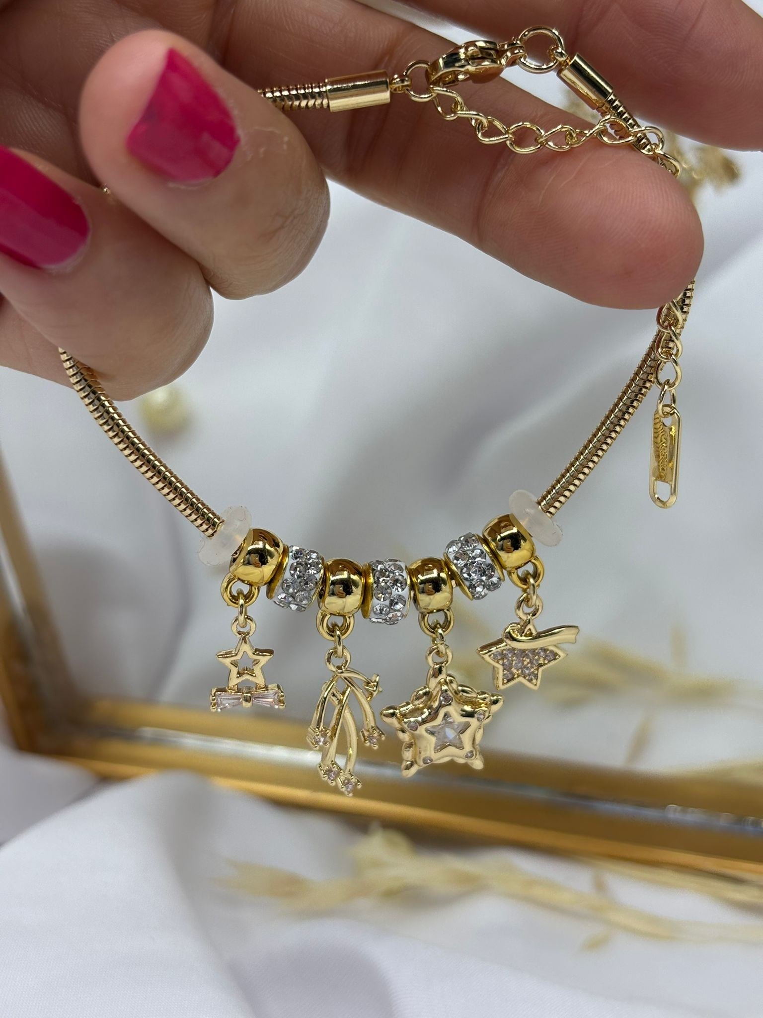 ÇELİK PANDORAPANDORA BİLEKLİK26-YLD-20002Celik Taki AccesoriesÇELİK PANDORA