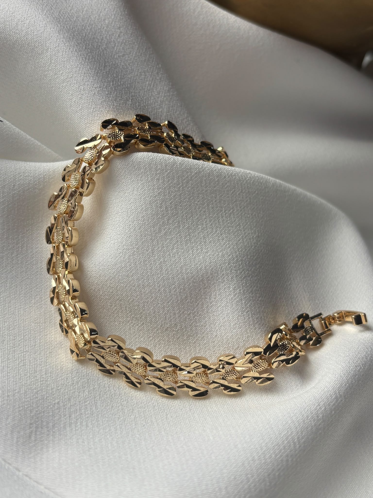 CM JEWELLERYXP-CM26-MRC-3059Celik Taki AccesoriesCM JEWELLERY