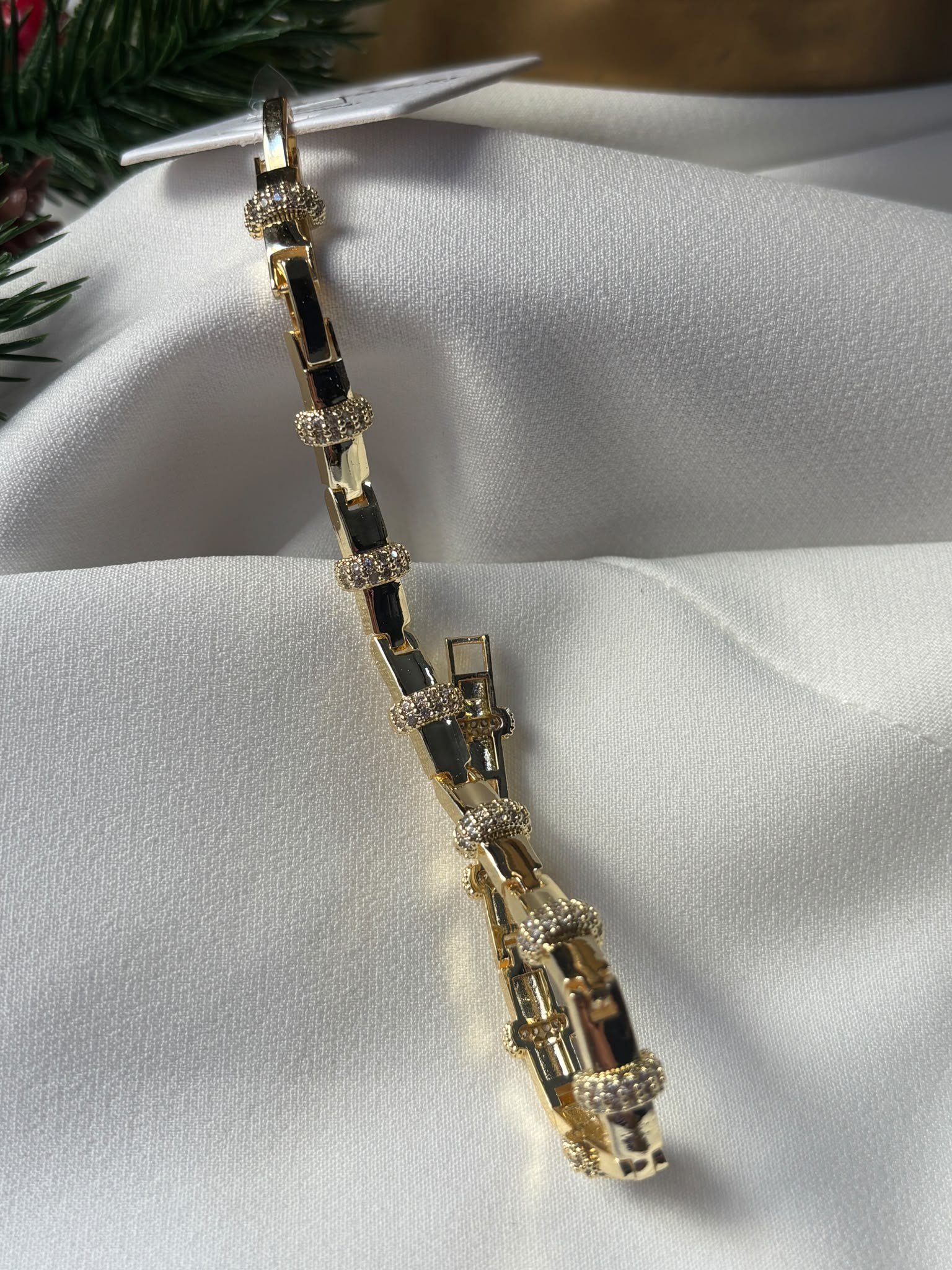 CM JEWELLERYXP-CM26-MRC-31019Celik Taki AccesoriesCM JEWELLERY