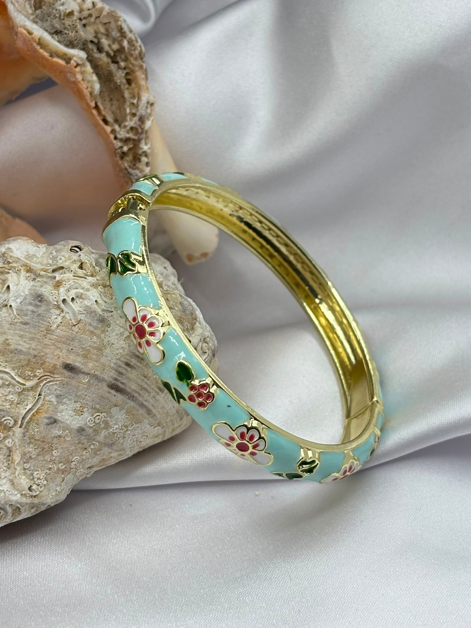 MİNELİ KELEPÇEKelepçe26-ERN-3013Celik Taki AccesoriesMİNELİ KELEPÇE