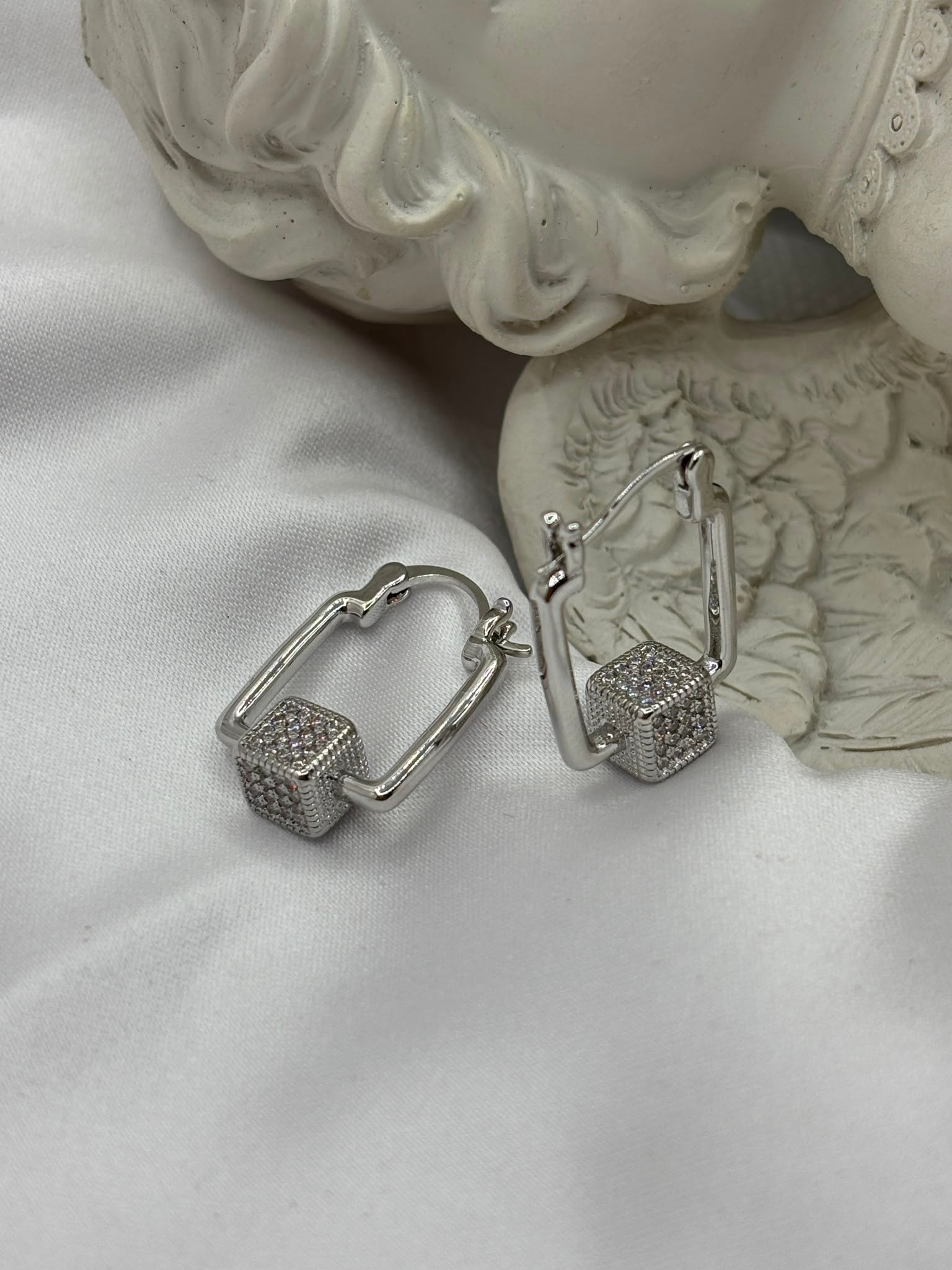 VİP KÜPEKüpeler26-RSA-2004Celik Taki AccesoriesVİP KÜPE
