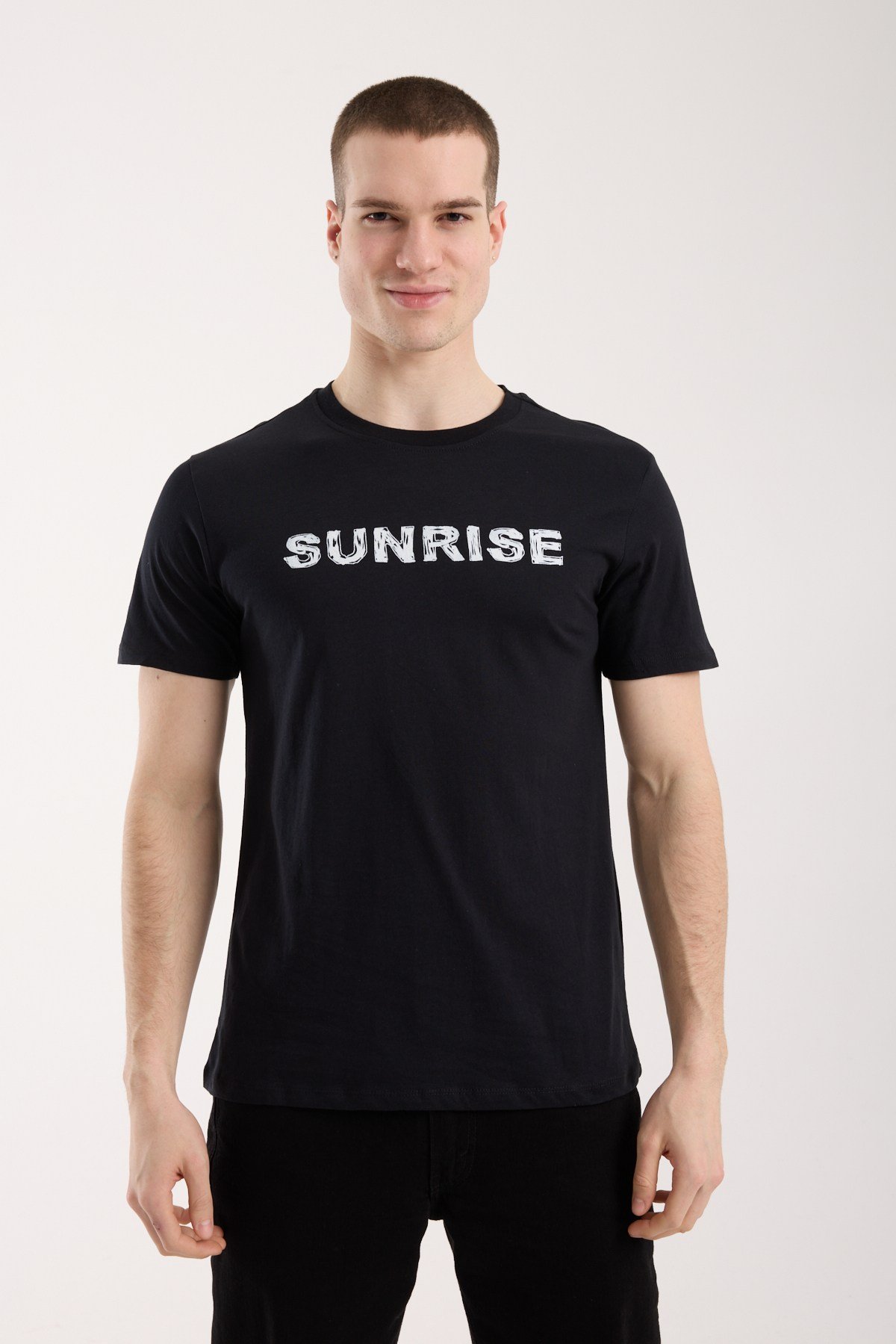 Sunrise Urban Yazı Baskılı Erkek Tişört – Günlük Sportif Stil