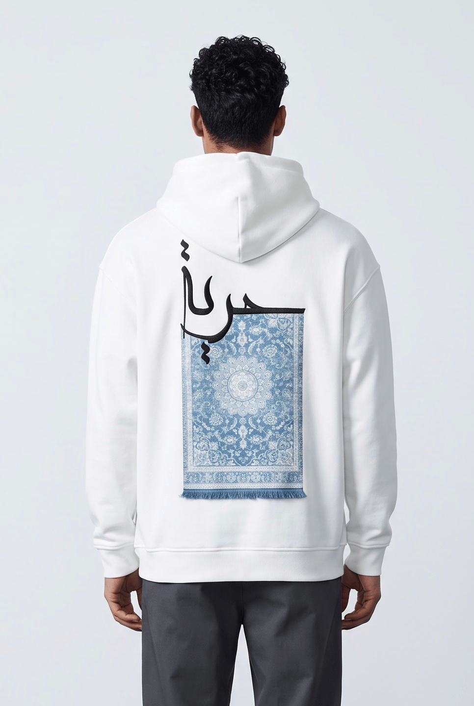 HÜRRİYET NAKIŞLI KAPŞONLU SWEATSHİRT 7030