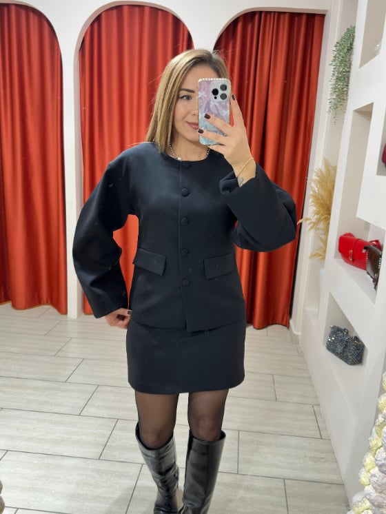 Kısa Siyah Ceket