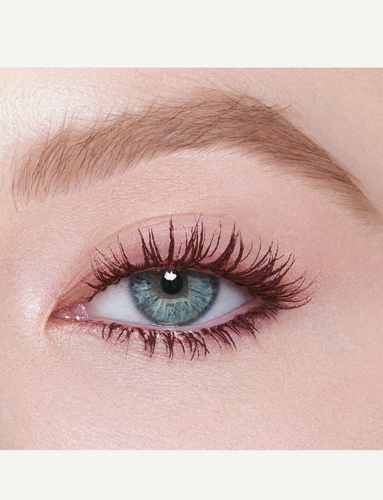 Charlotte Tilbury eyes volume black