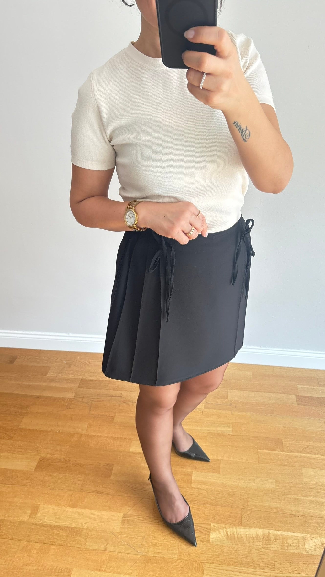 SİYAH PİLELİ ŞORT ETEK