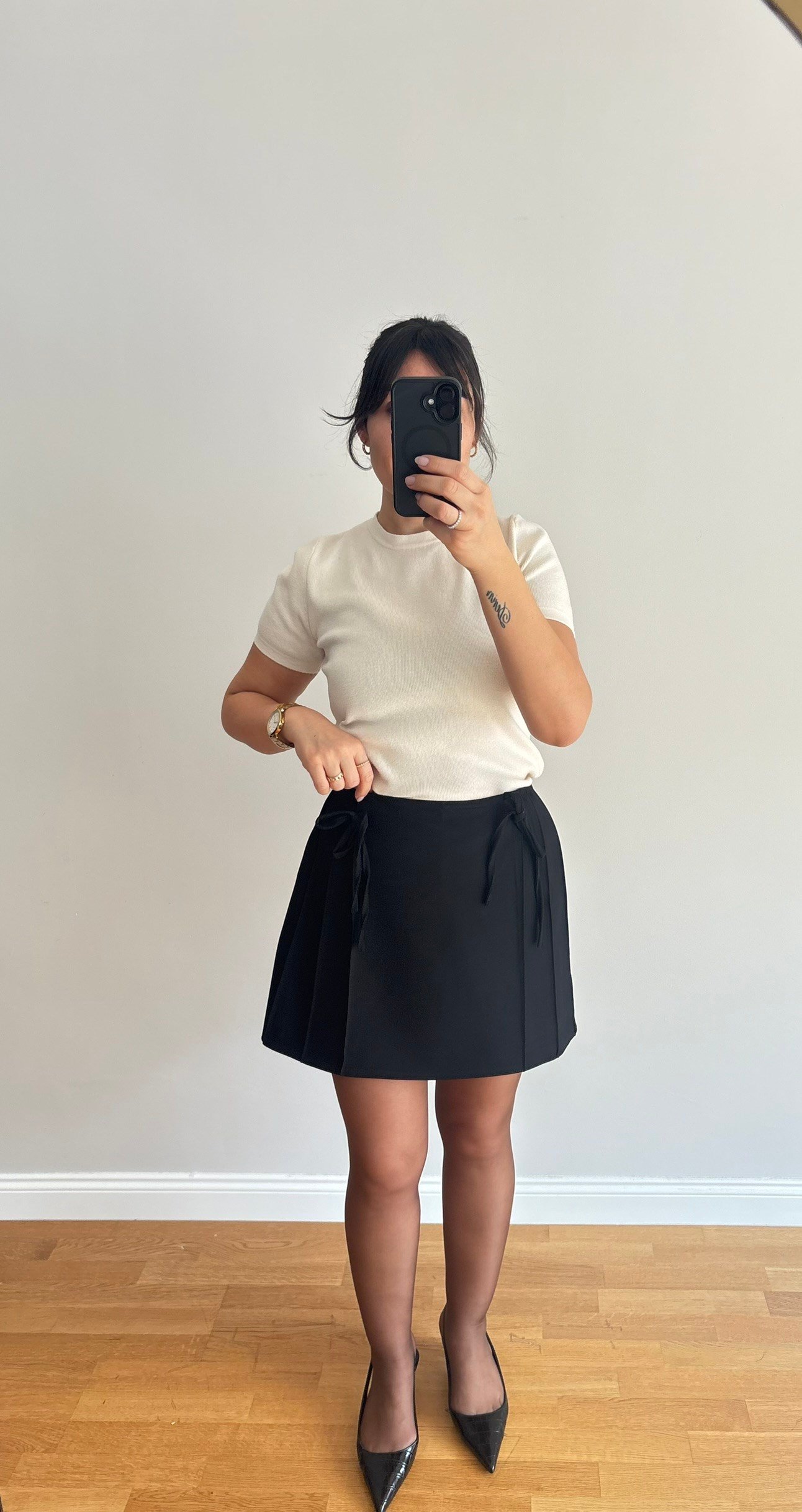 SİYAH PİLELİ ŞORT ETEK