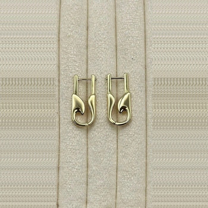 Modern Dalga Form Halka Küpe (Altın Görünümlü)