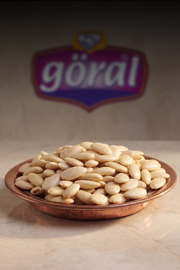 Badem İçi Soyulmuş-1000 GR 