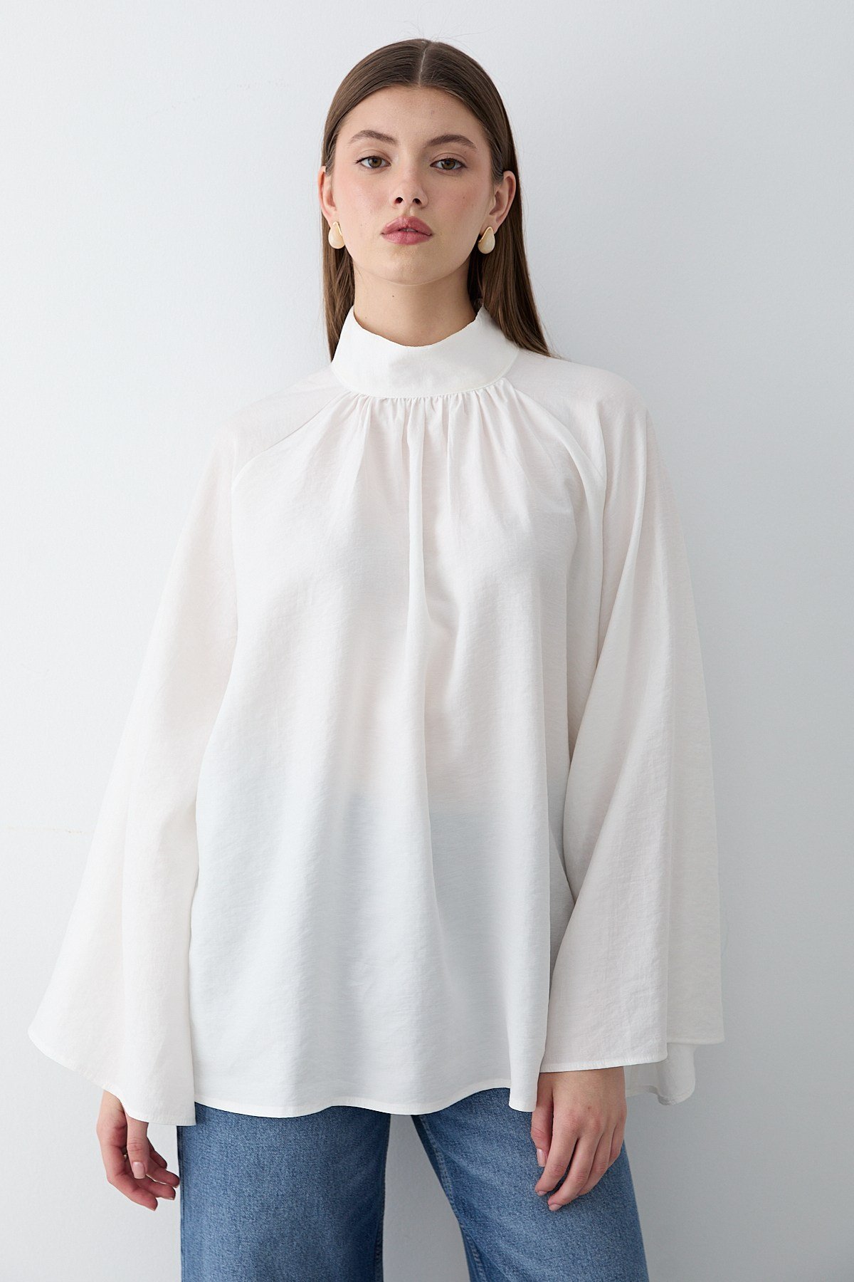 Kadın Hakim Yaka Pelerin Kollu Oversize Bluz