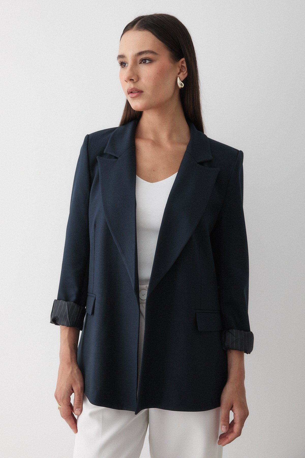 Kadın Lacivert Çizgili İçi Astarlı Kol Detaylı Blazer Ceket