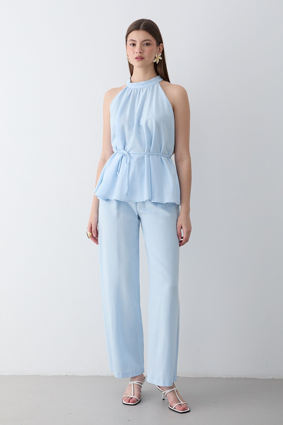 Kadın Mavi Halter Yaka Kuşak Detaylı Bluz Pantolon Takım