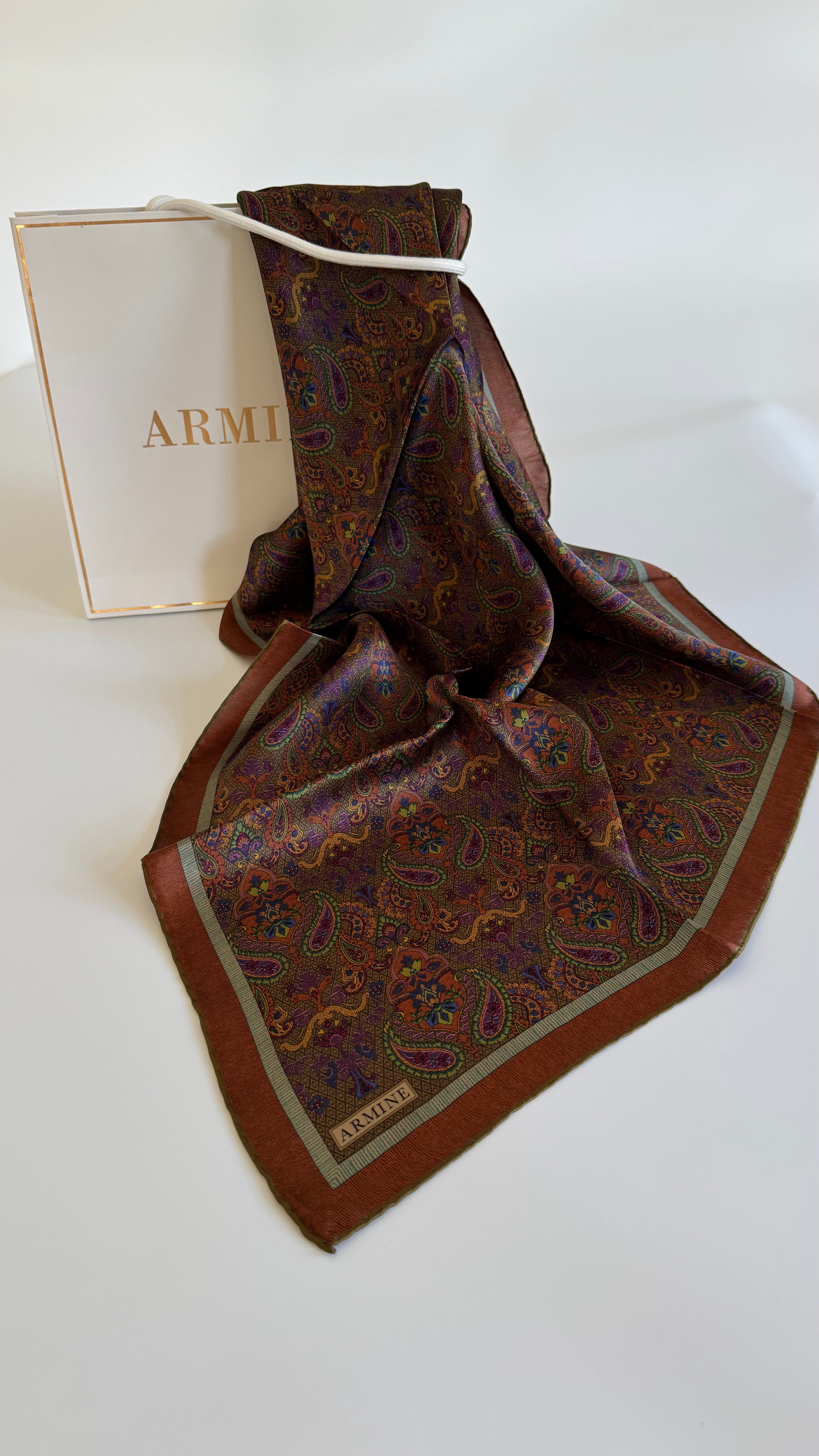 Armine Sura İpek