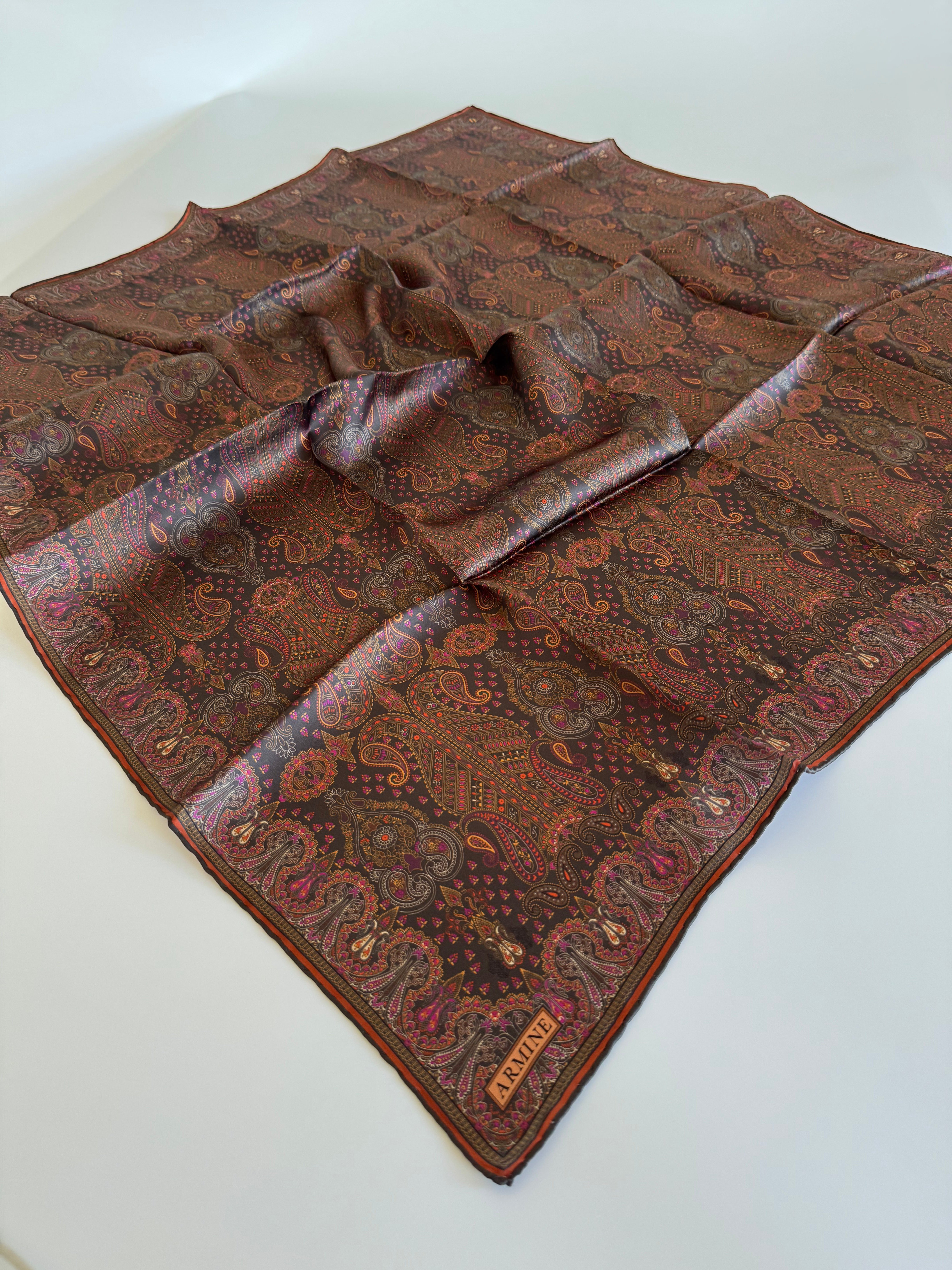 Armine Sura İpek