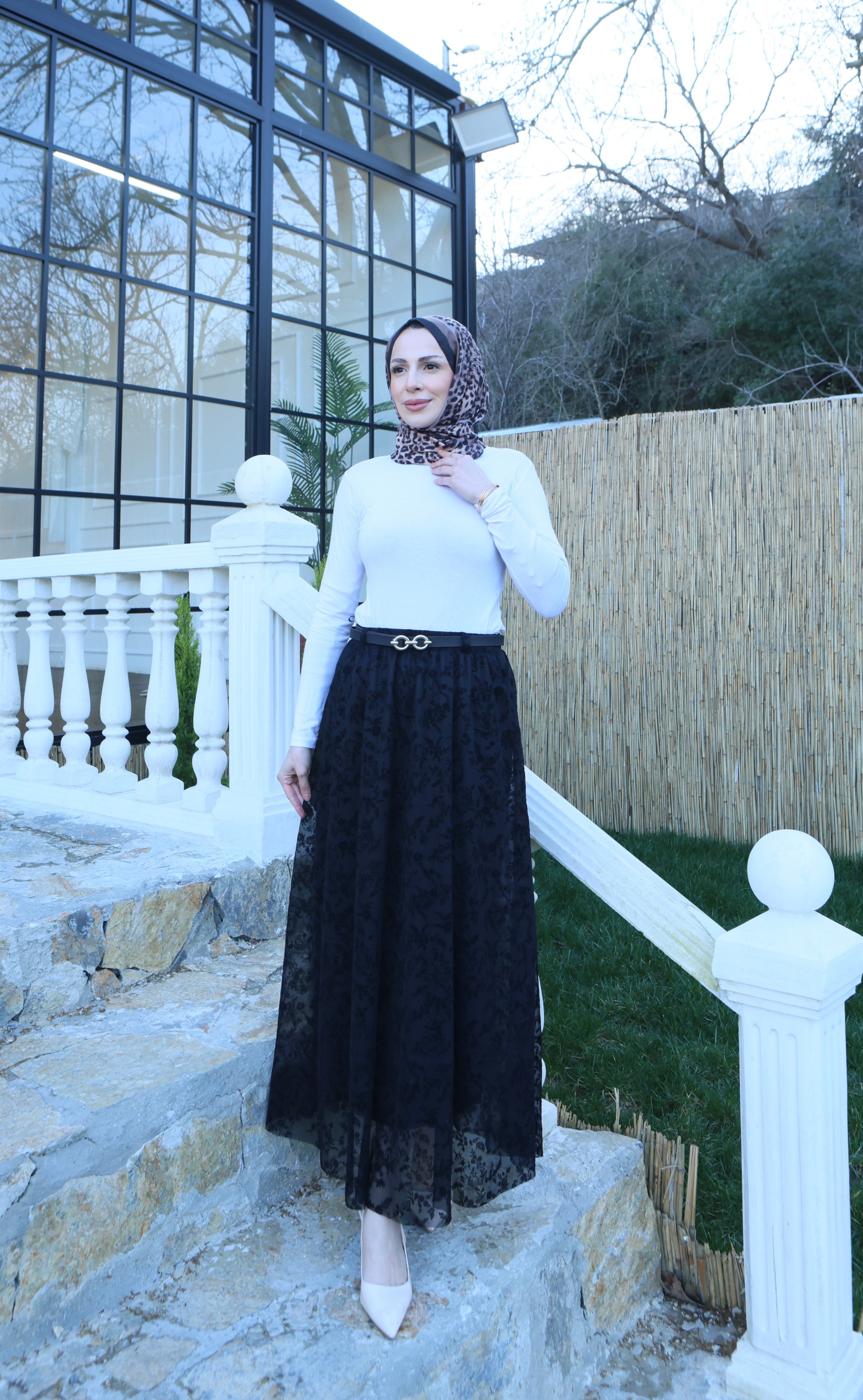 Astarlı Kemerli Çiçek Desenli Tül Etek  Siyah HNT1007