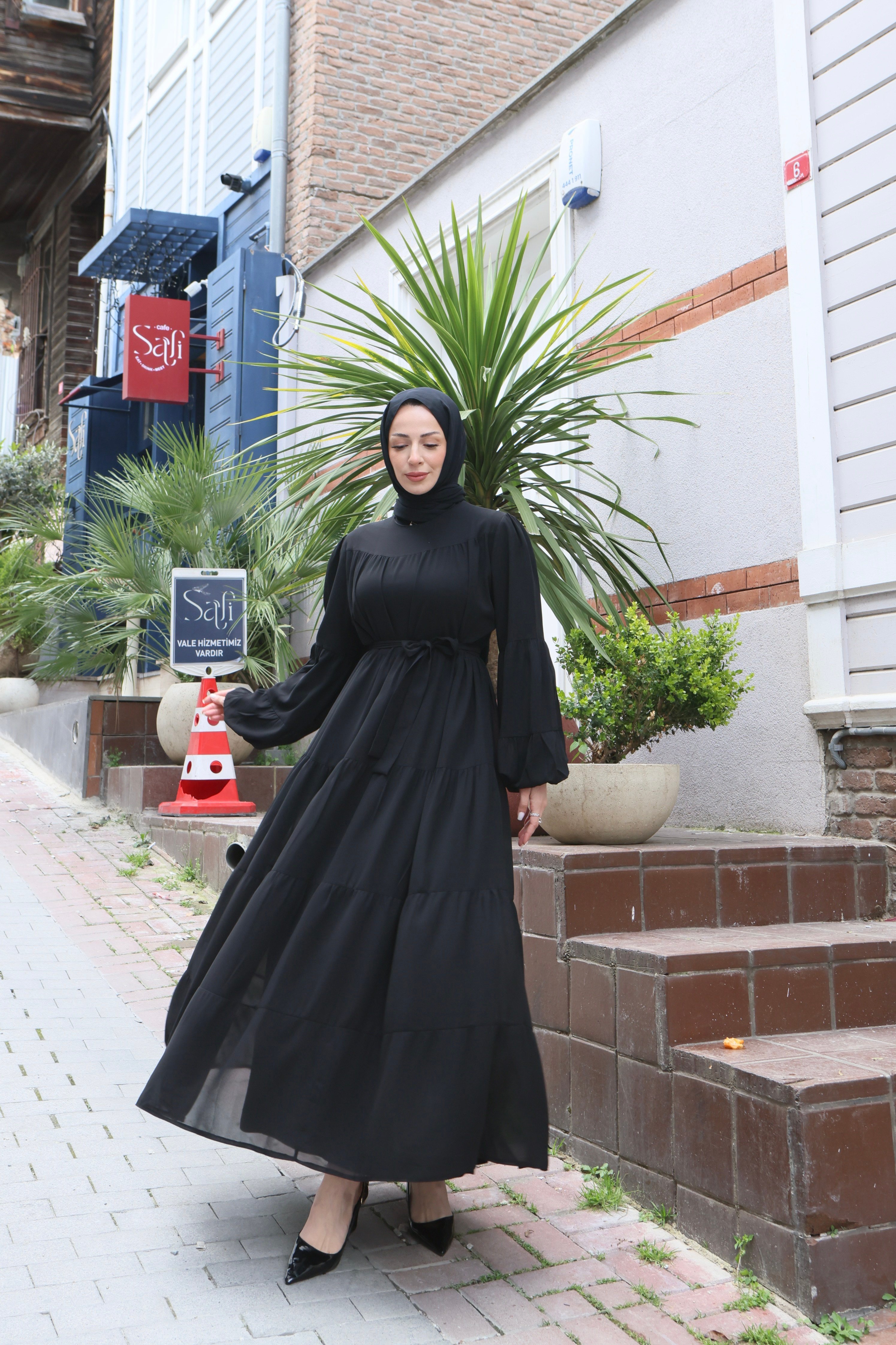 Kuşaklı Kat Kat Şifon  Elbise  Siyah  HNT8595 