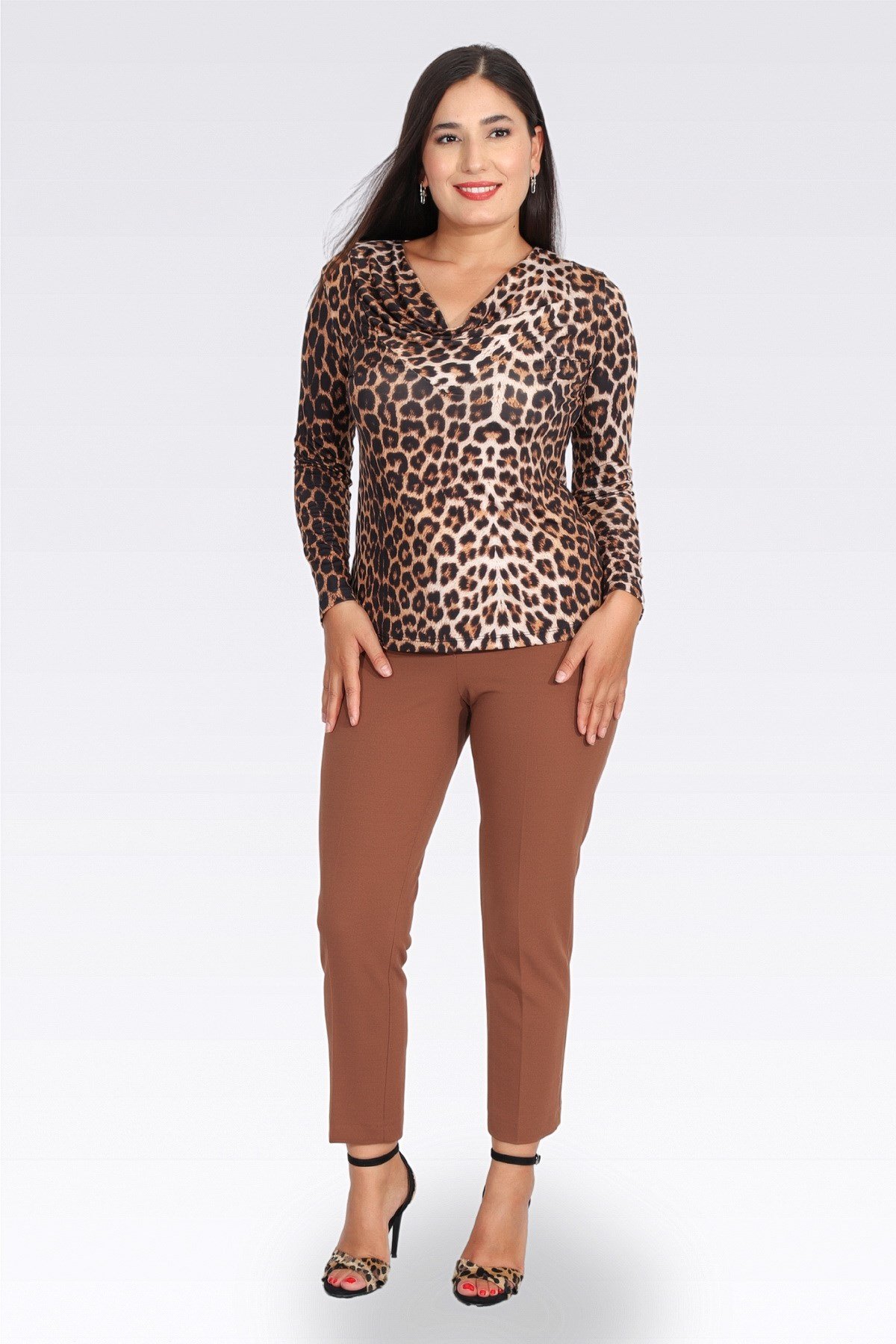 30083 DAR PAÇA BİLEK BOY KREP DOKULU PANTOLON