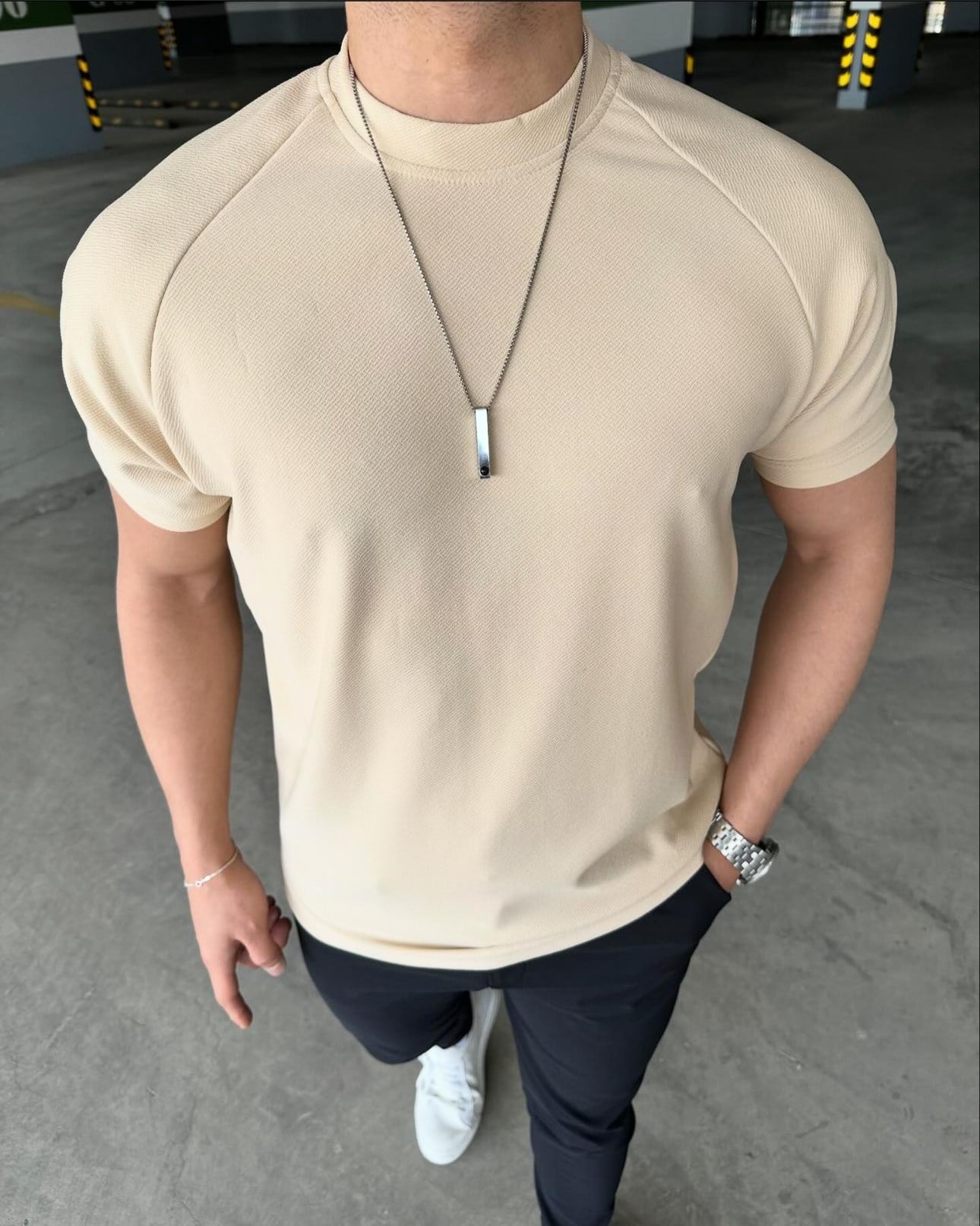 The Mass Krep Tshirt Krem