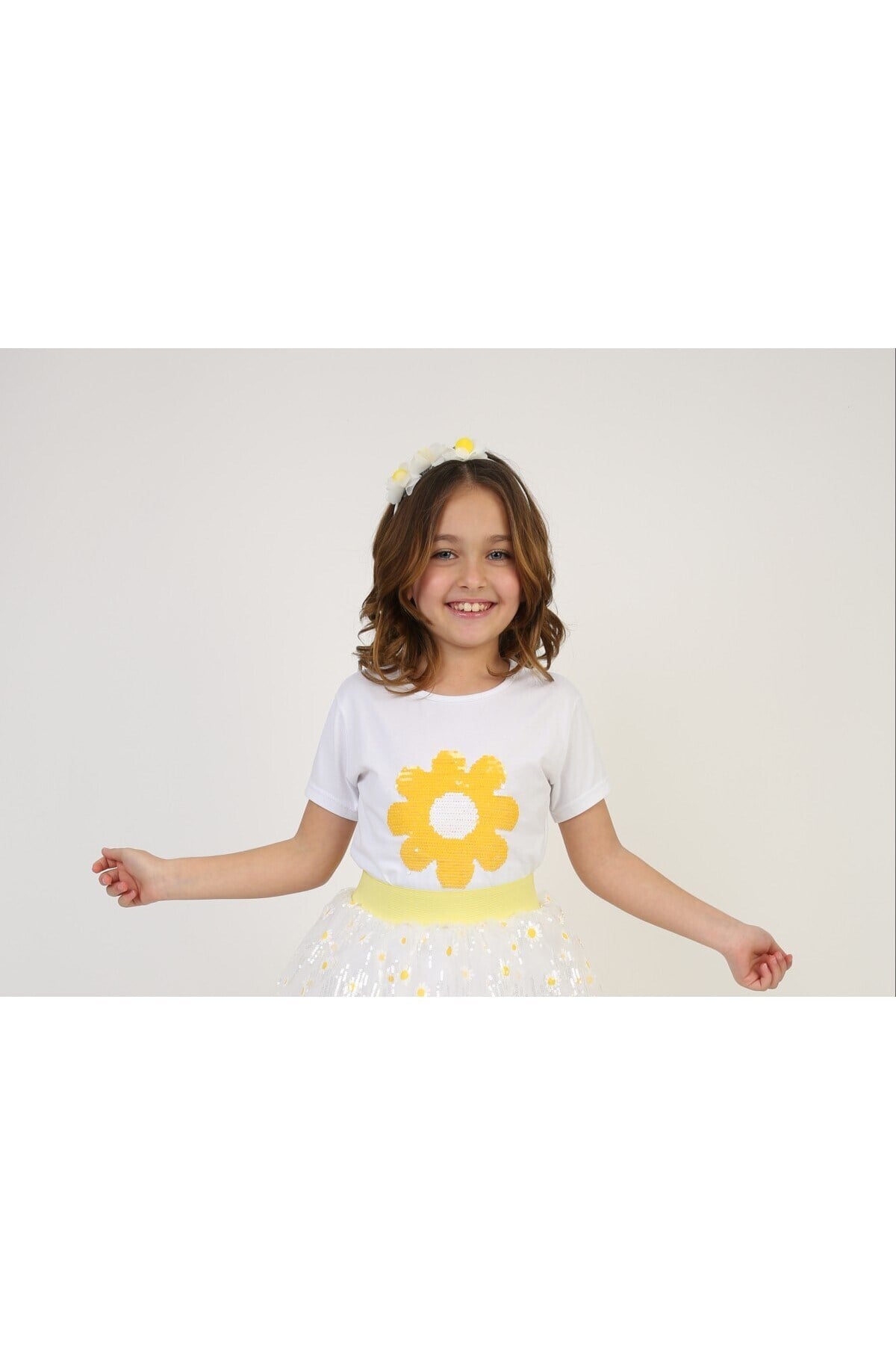 Pullu Papatya Desenli Kız Çocuk T-shirt 23 Nisan 29 Ekim 10 Kasım 19 Mayıs Gösteri Kıyafetleri