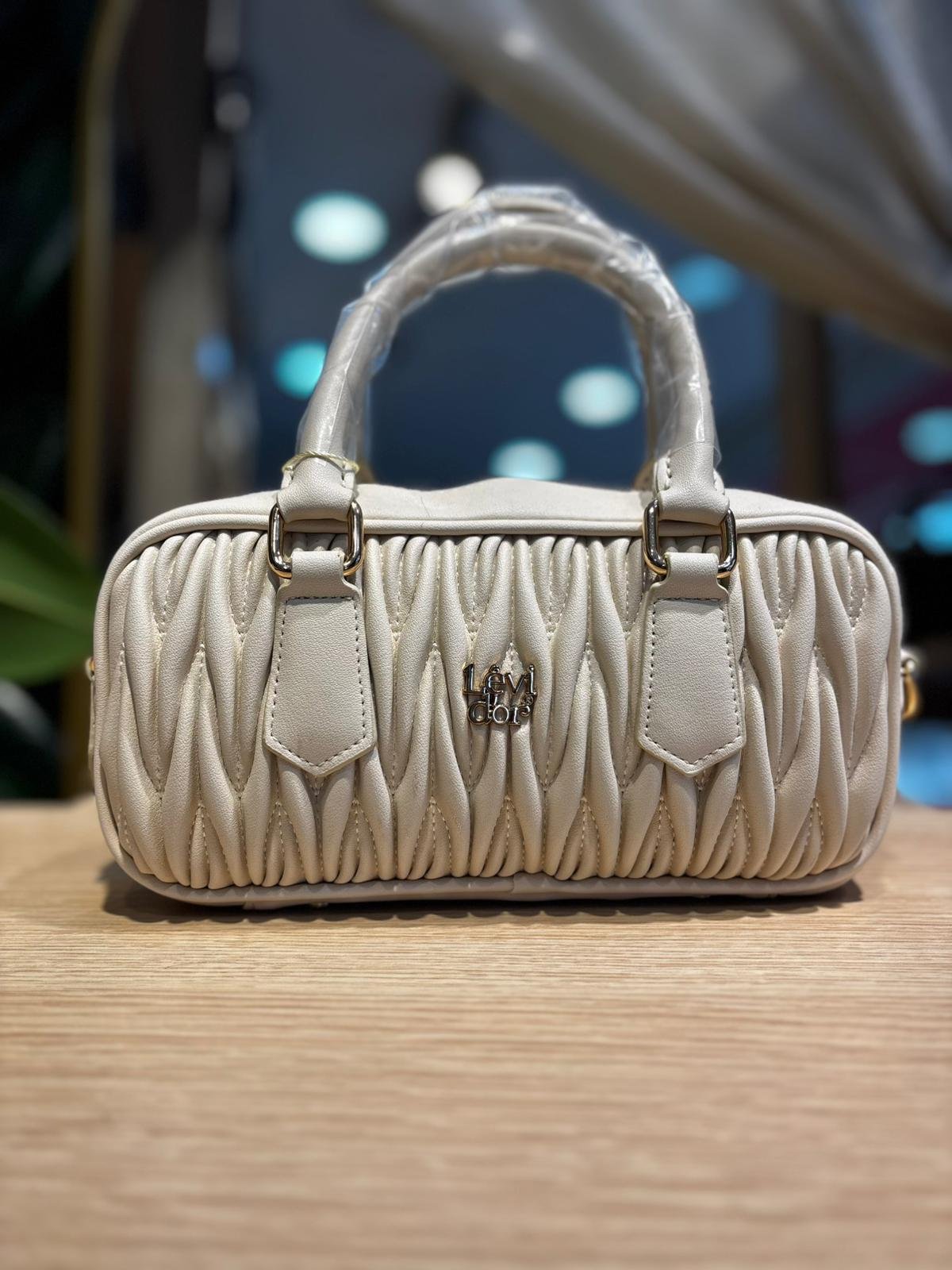 Krem Yassı Model El Çantası