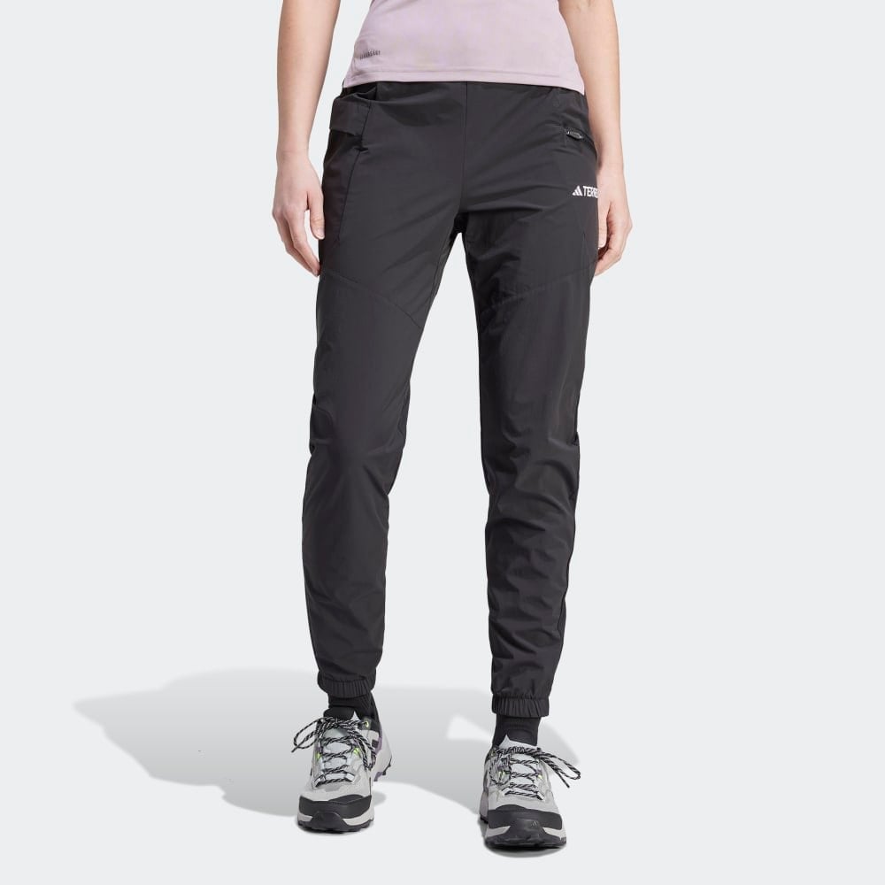 adidasIQ1403LW XPERIOR LT P
