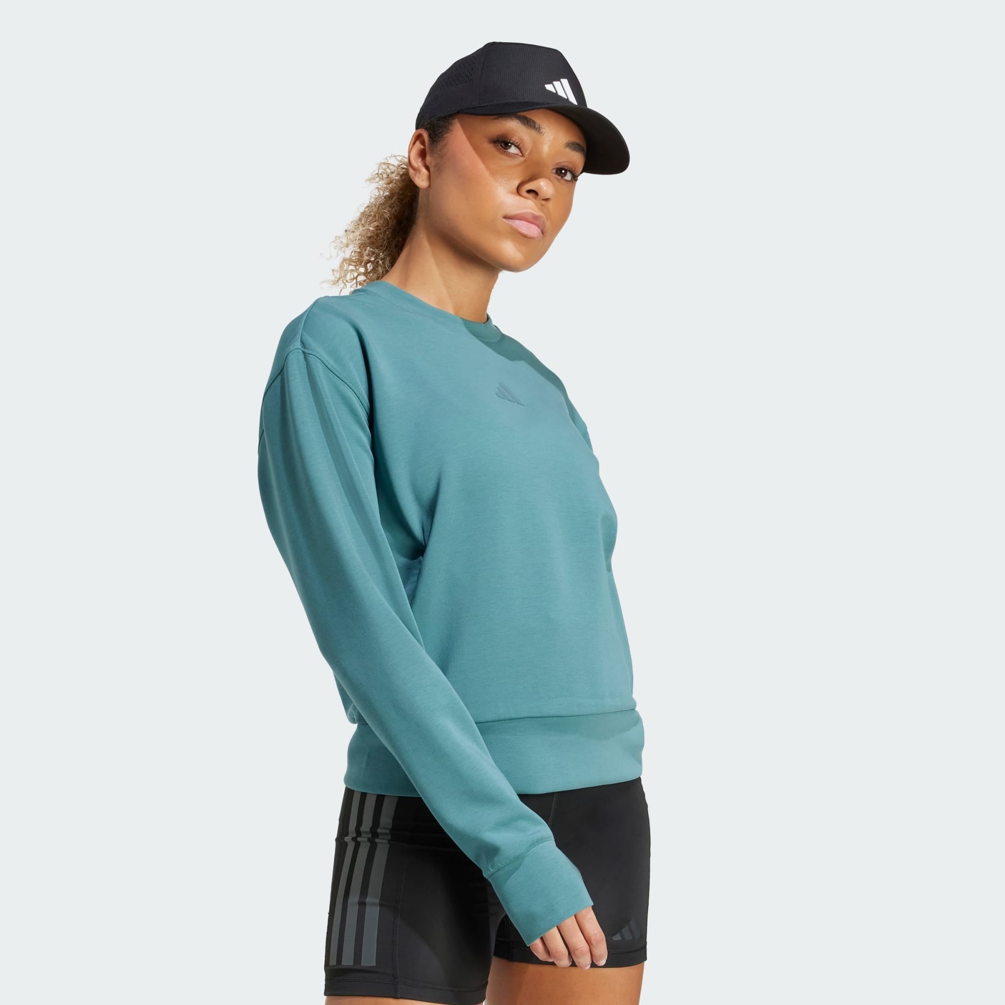 adidasJW33952XSD4T KNIT CREW