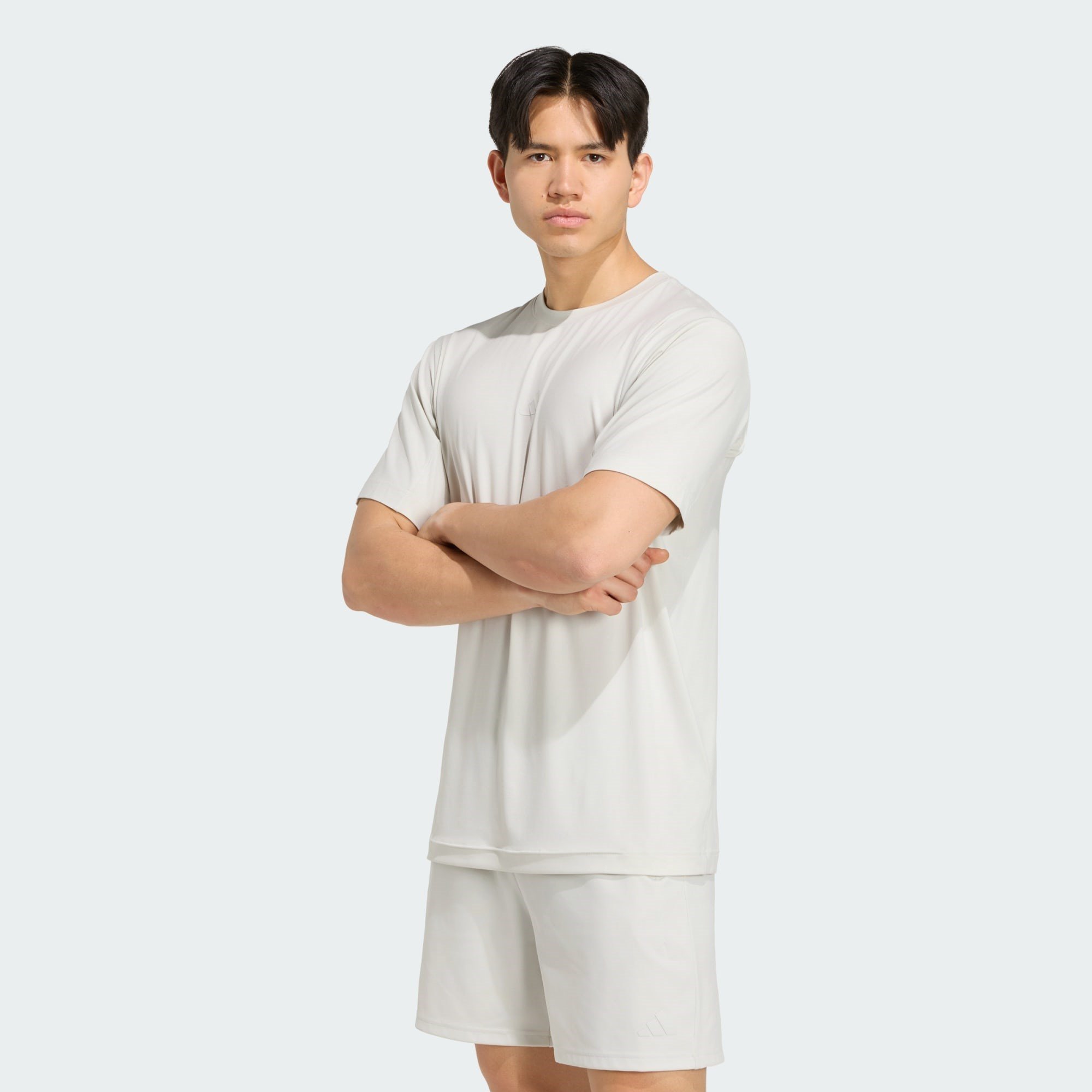 adidasKR8777LPUREMOTION TEE