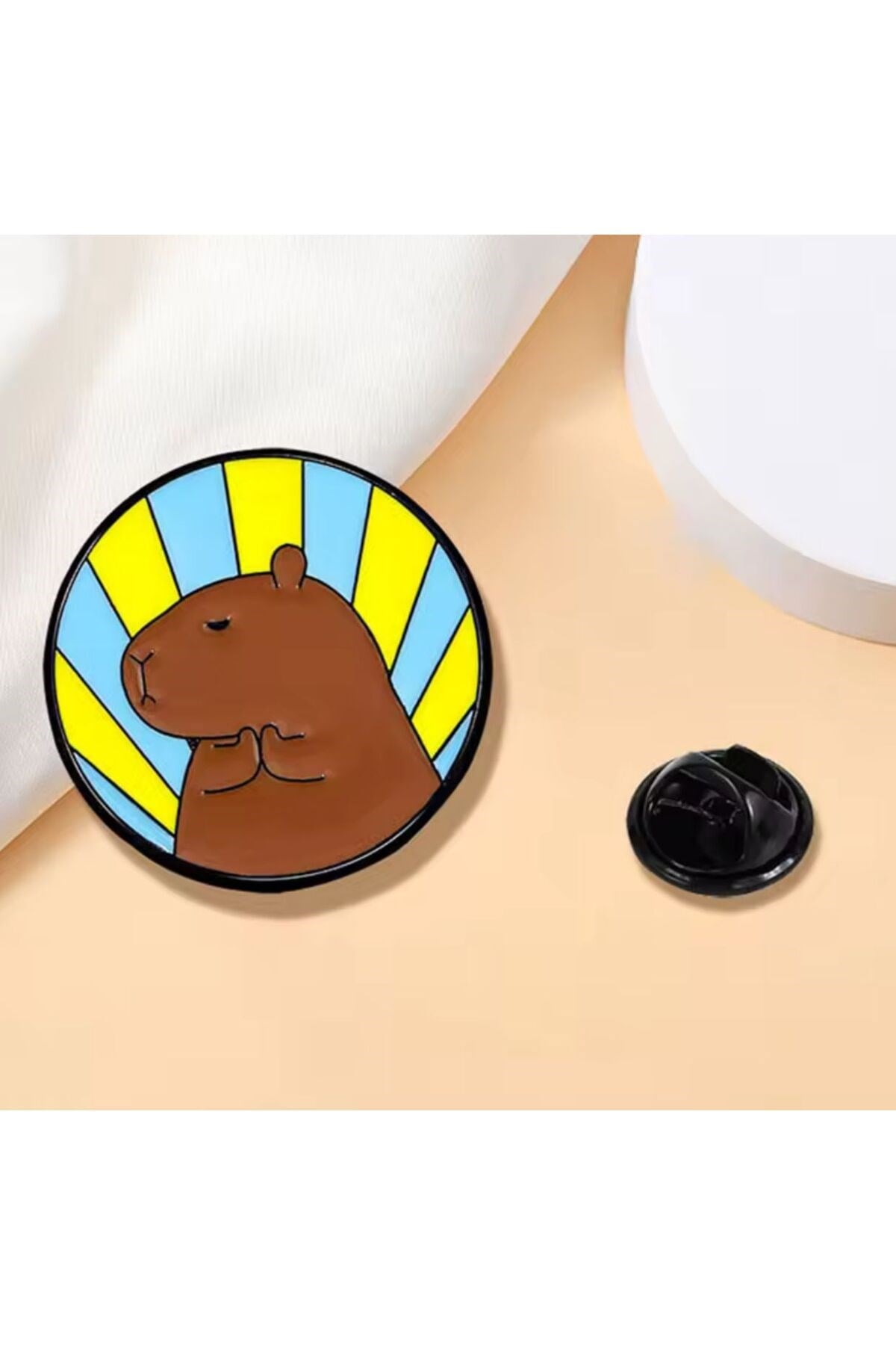 Capybara kadın broş, çocuk broş, iğneli broş, klipsli broş yaka broşu, çeket yaka iğnesi, mineli B74