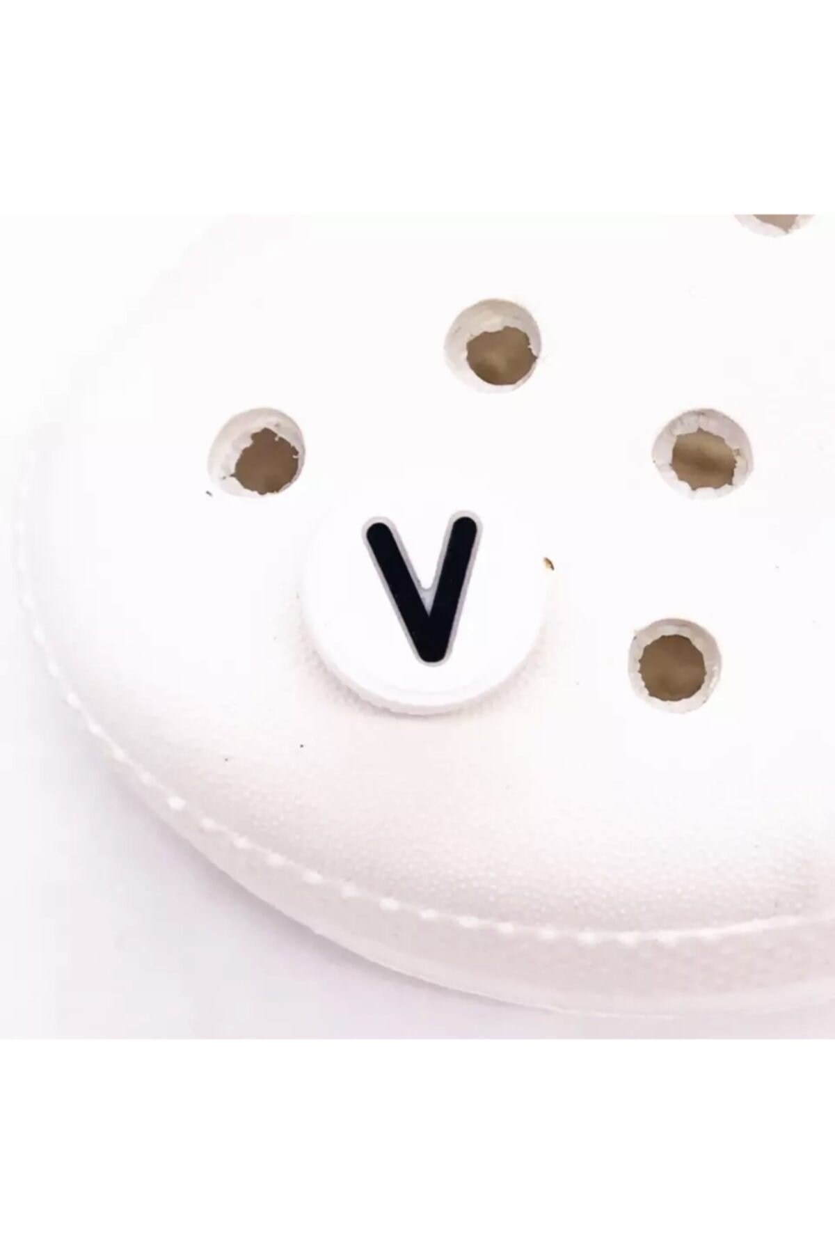 Crocs Jibbitz Terlik Süsü Yuvarlak Harfler V