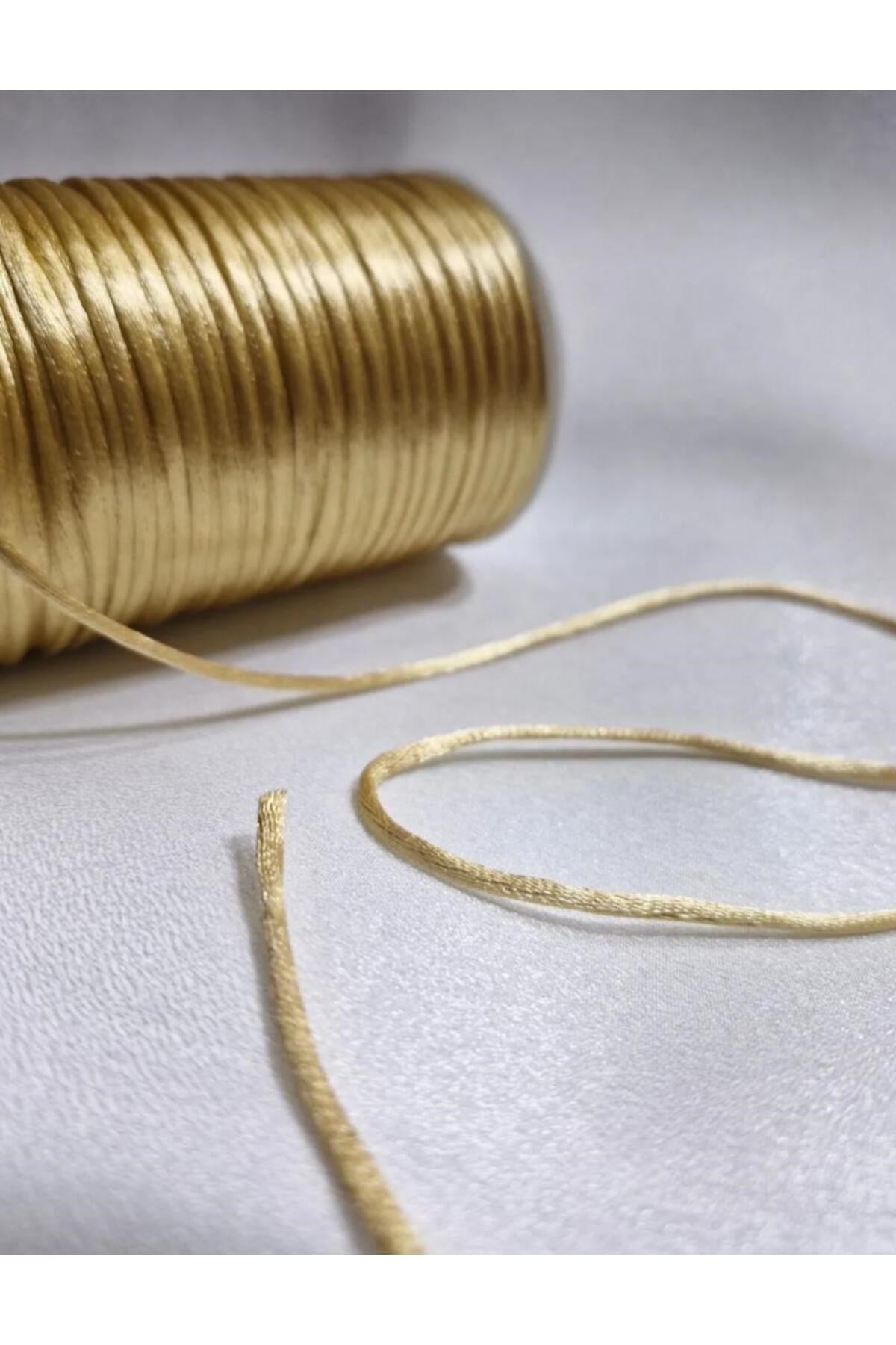 Floş İp, Sıçan Kuyruğu, Bileklik İpi Kolye İpi, Gelinlik İpi Nişanlık İpi, Kaftan İpi (2mm 10mt)