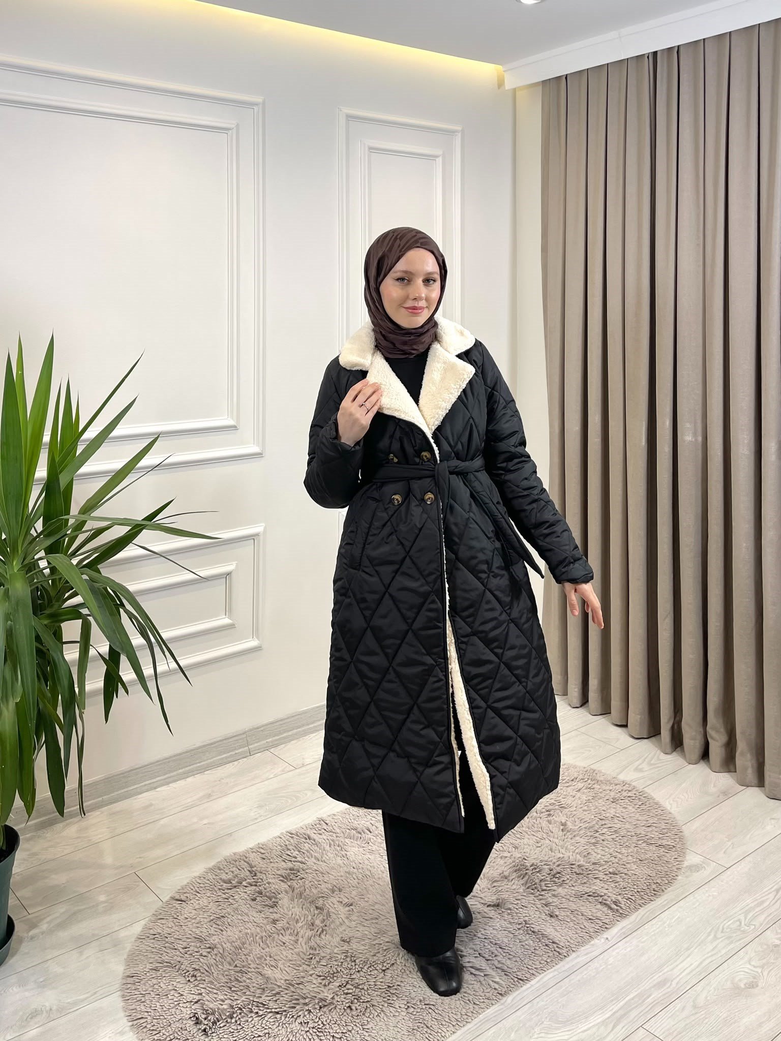 Kadın Kürk Detaylı Mont Siyah