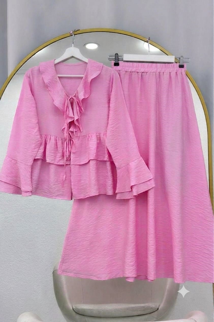Kolları Fırfırlı Etekli Takım Pembe