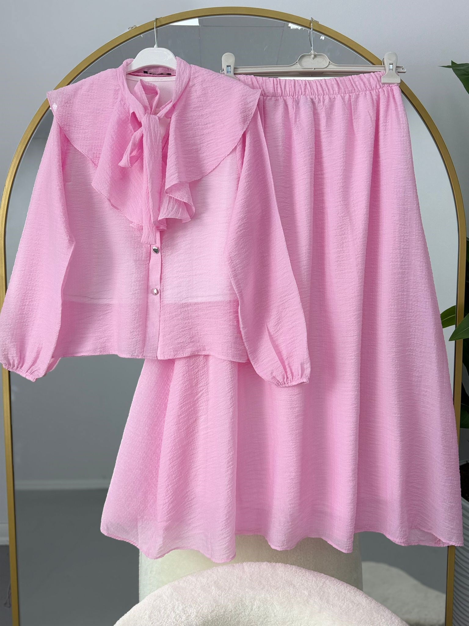 Mira Yakası Bağlamalı Etekli Takım Pembe