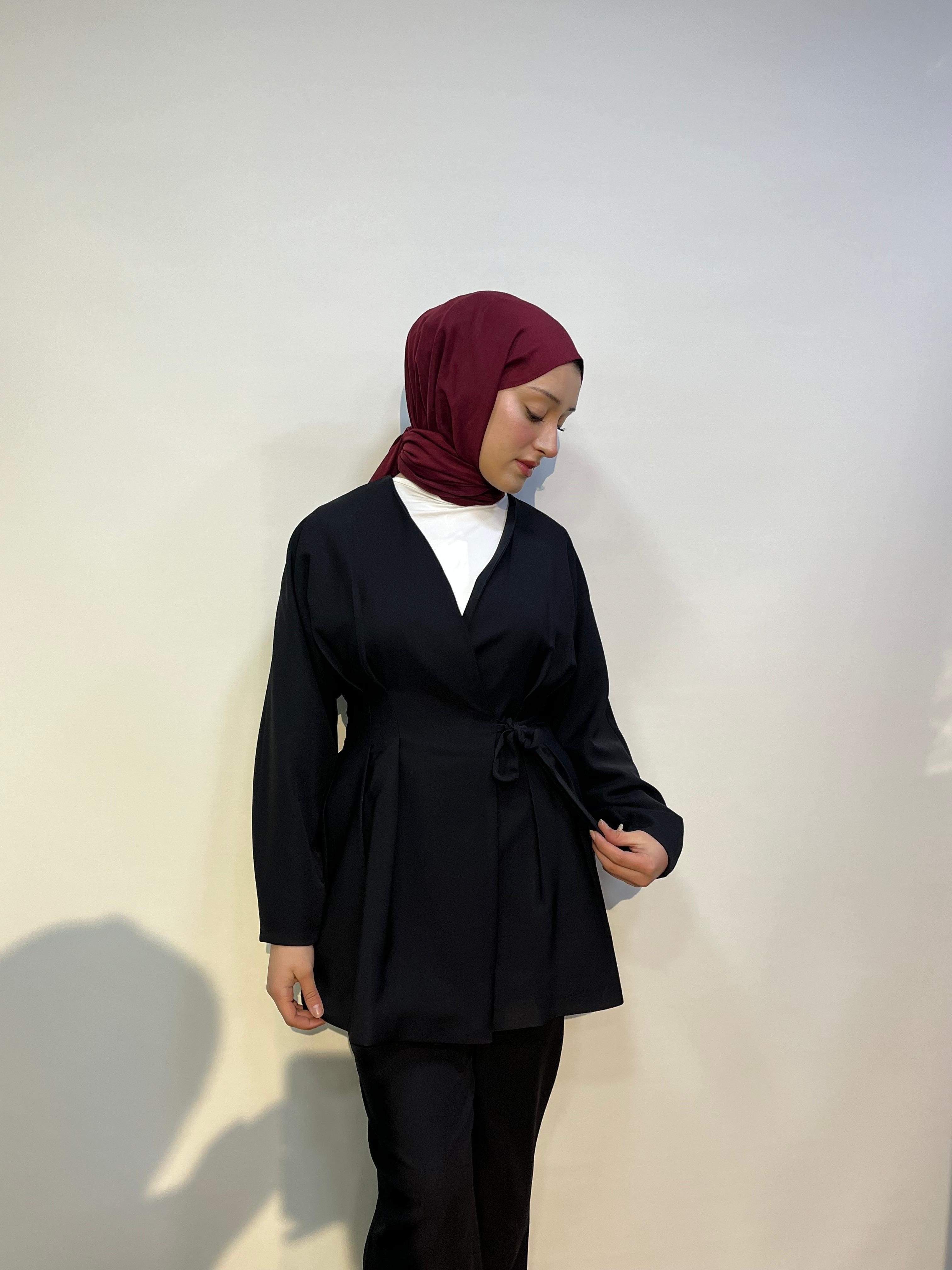 Bağlama Detaylı Krep Pantolonlu Takım Siyah