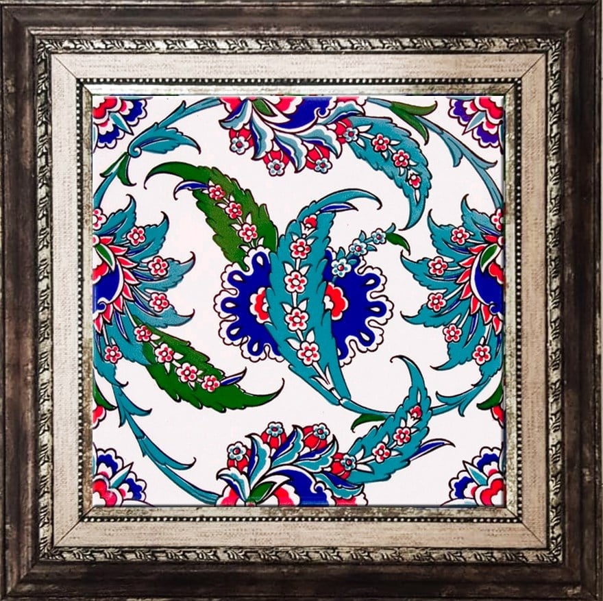 Armada Çini 20x20 Cm AC 1 Hançer Yaprak Çerçeveli Kütahya Çini Pano 