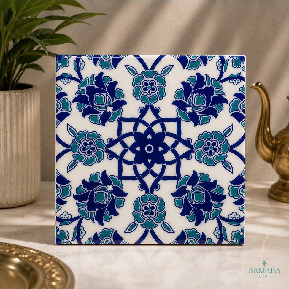 Armada Çini 20x20 Cm Ac 10 Selçuk Mavi Çiçek Desenli Kütahya Çini