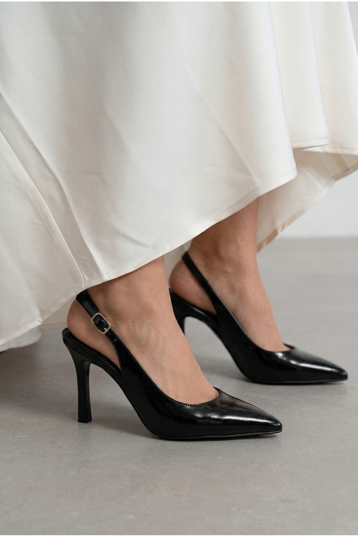 Kadın Sivri Burun Bantlı İnce Topuklu Stiletto Abiye Ofis Düğün Kadın Topuklu Ayakkabı