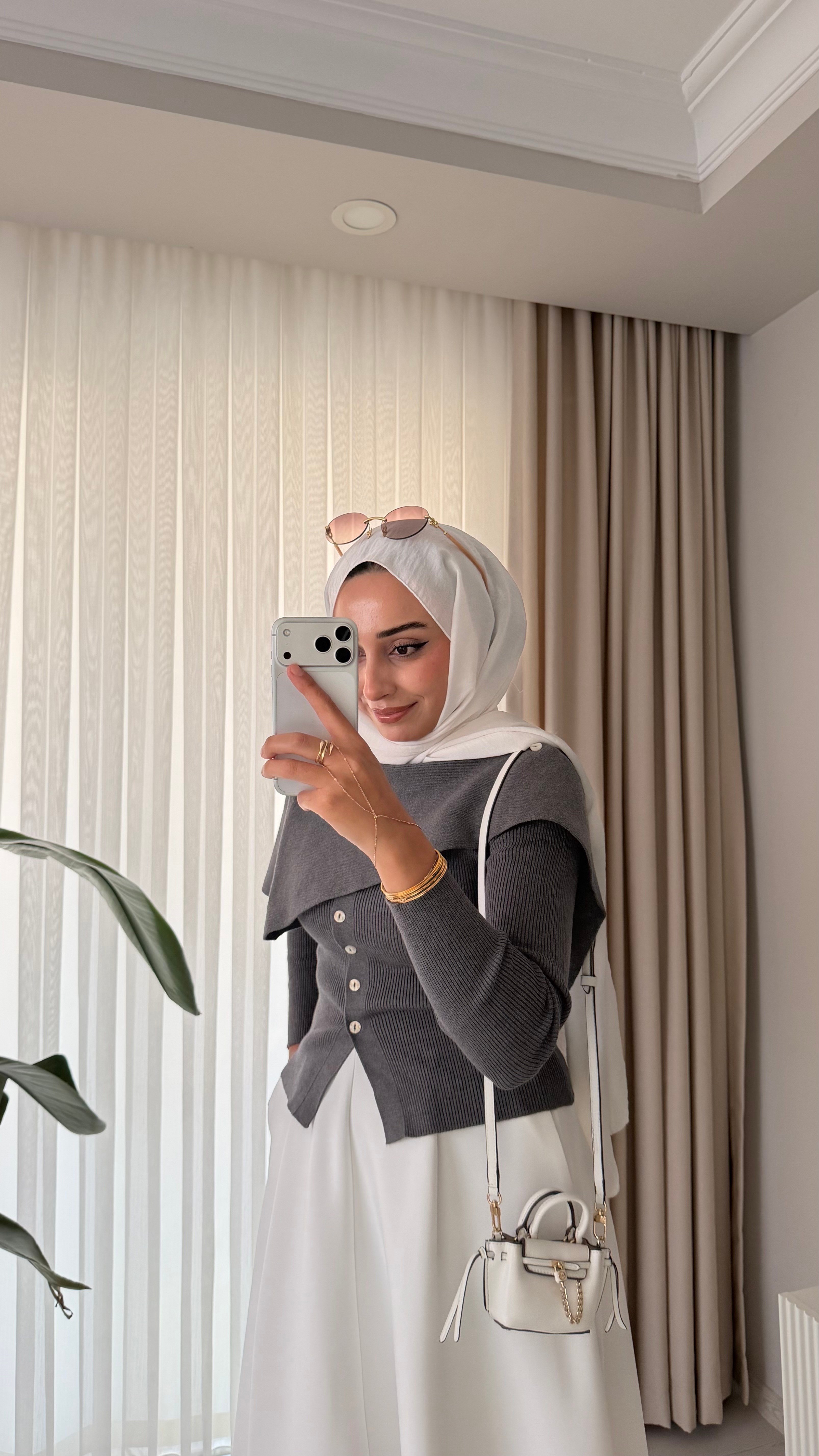 Şal Detaylı Hırka Siyah