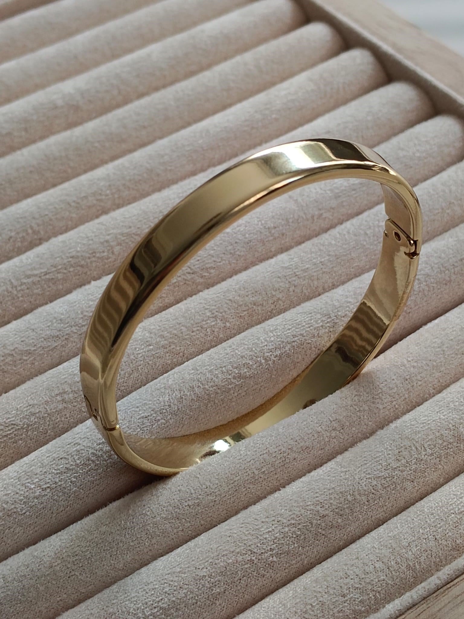 14 K Gold Kelepçe Orta Boy (Xuping)
