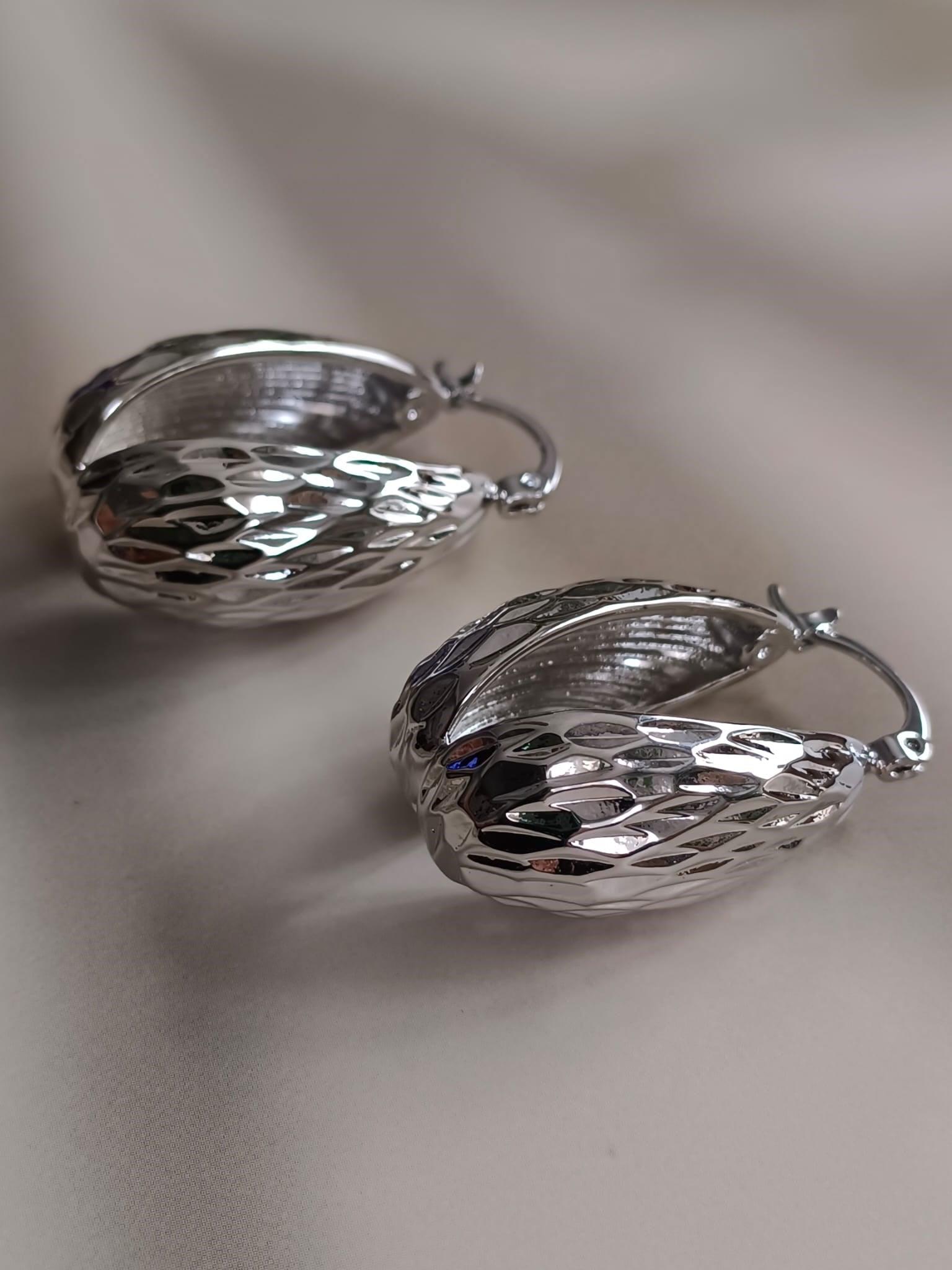 Kesme Detaylı Küpe Silver