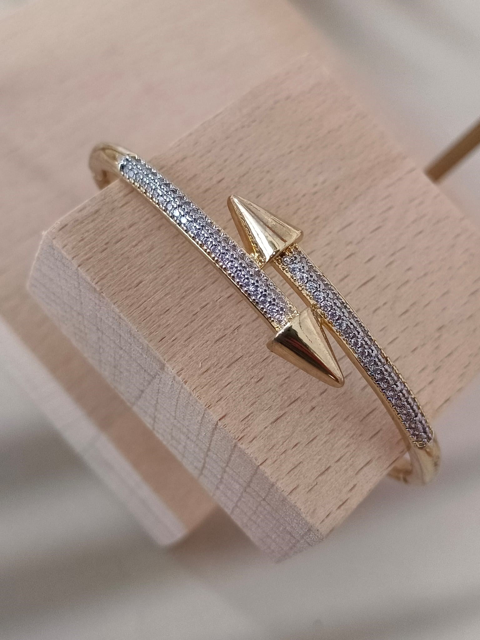 Vip 14K Zirkon Taşlı Kelepçe