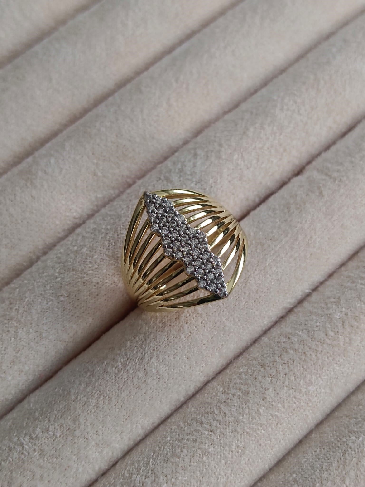 Zirkon Taşlı Yüzük Gold