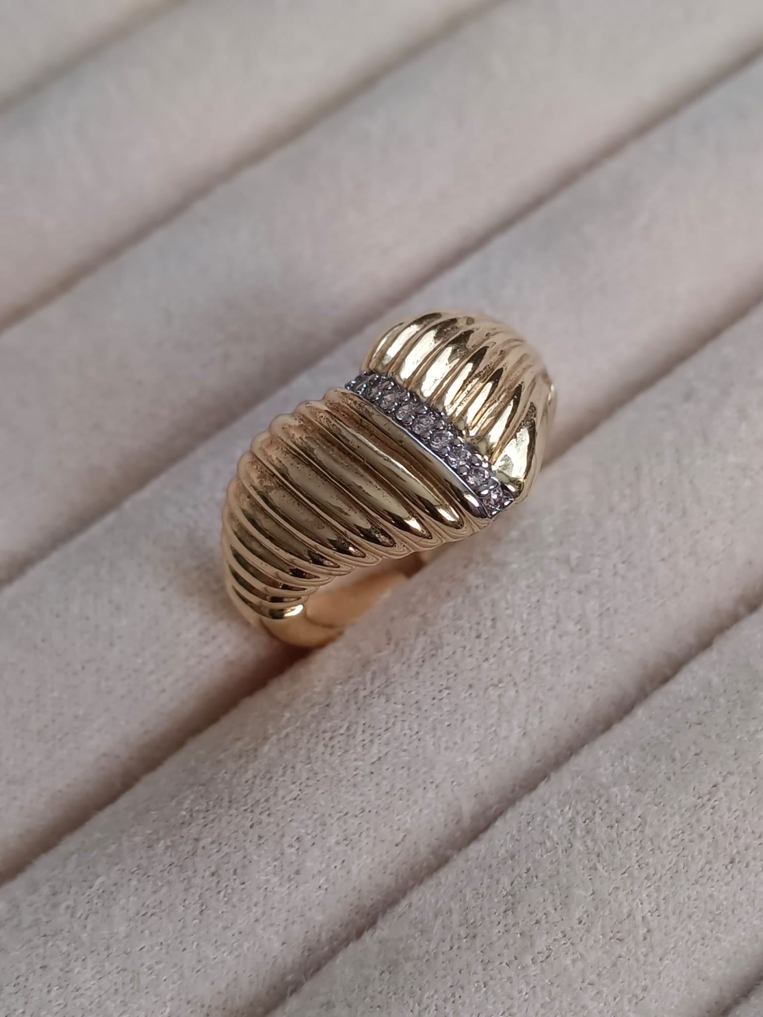 Zirkon Taşlı Yüzük Gold
